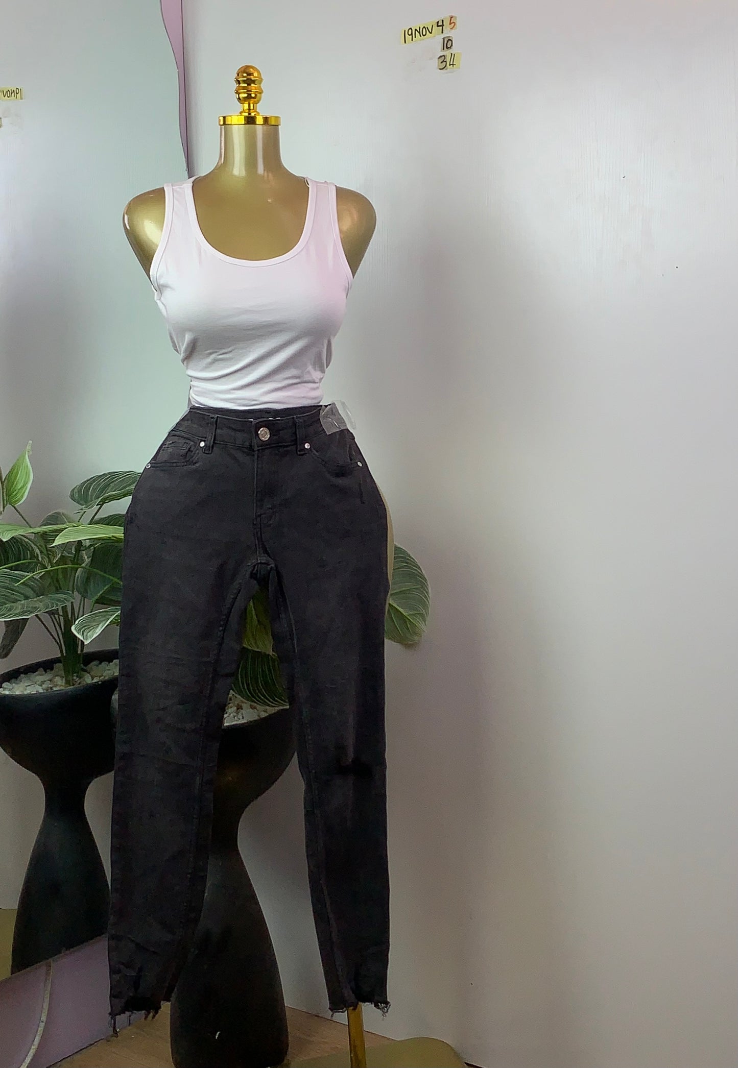 SIZE10 19NOV45 Length34(jean only)