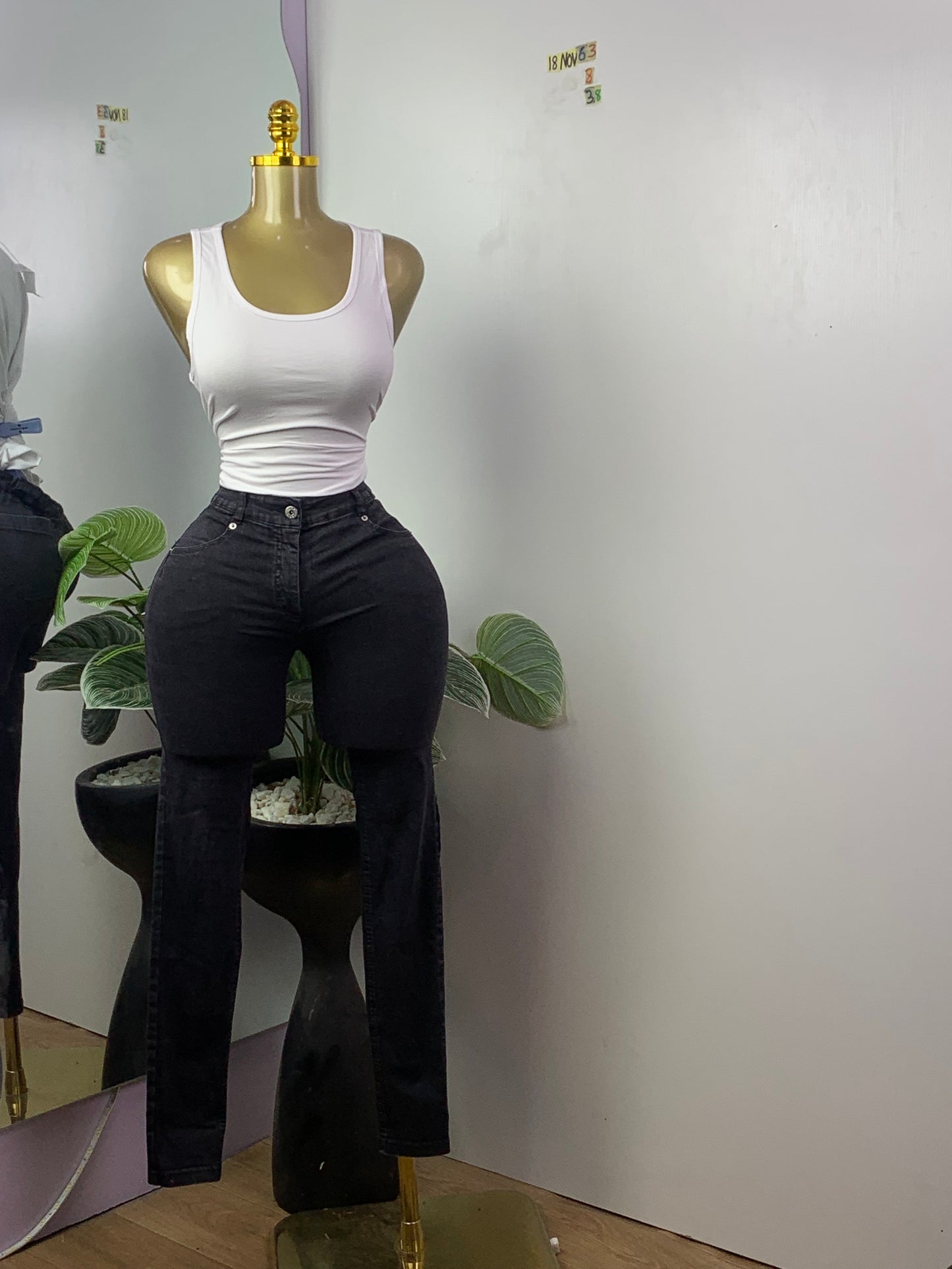 SIZE8 18NOV63 Length38(jean only)