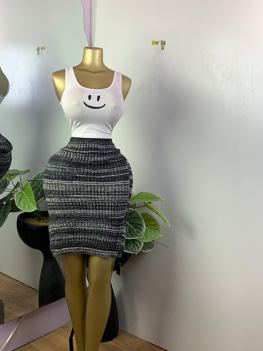 SIZE12 3DEC84(skirt only)