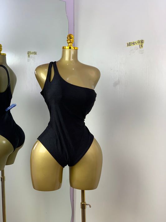 SIZE18 34NOV46 (swimsuit)