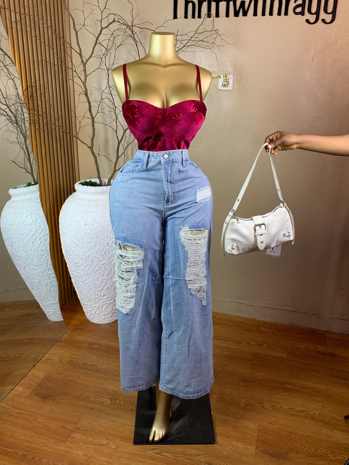SIZE12 BAGGYB17 Length40 Jean only
