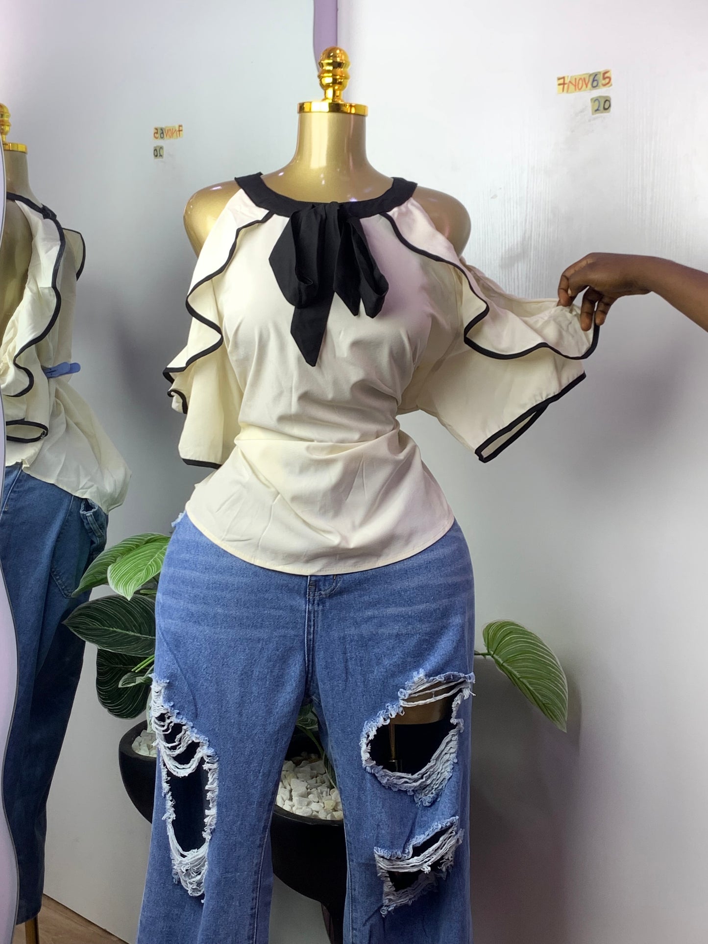 SIZE20 7NOV65(top only)