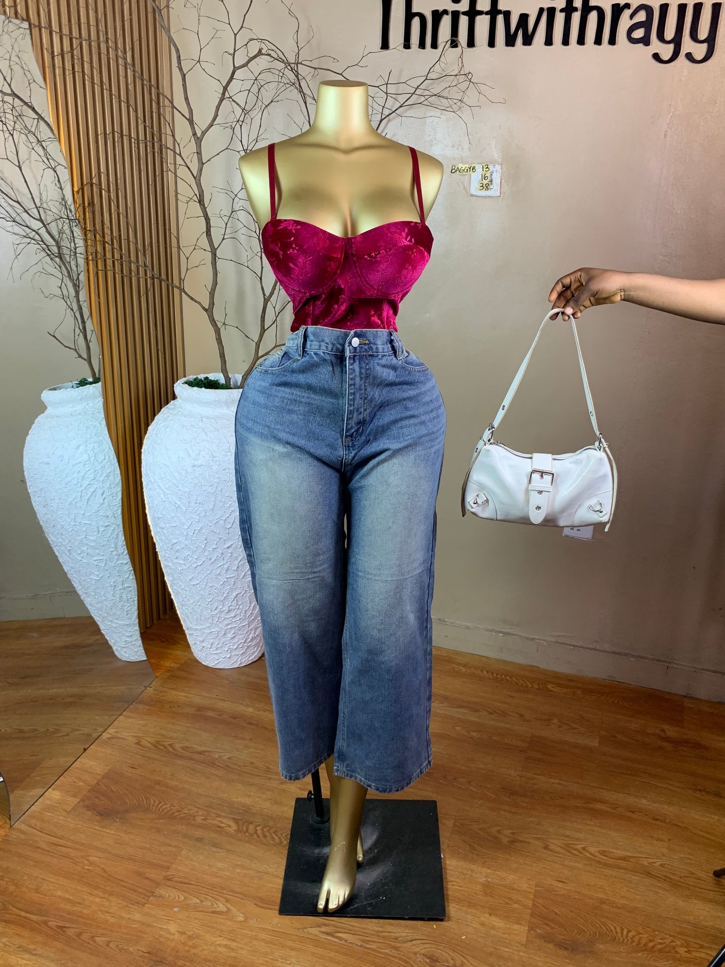 SIZE16 BAGGYB13 Length38 Jean only