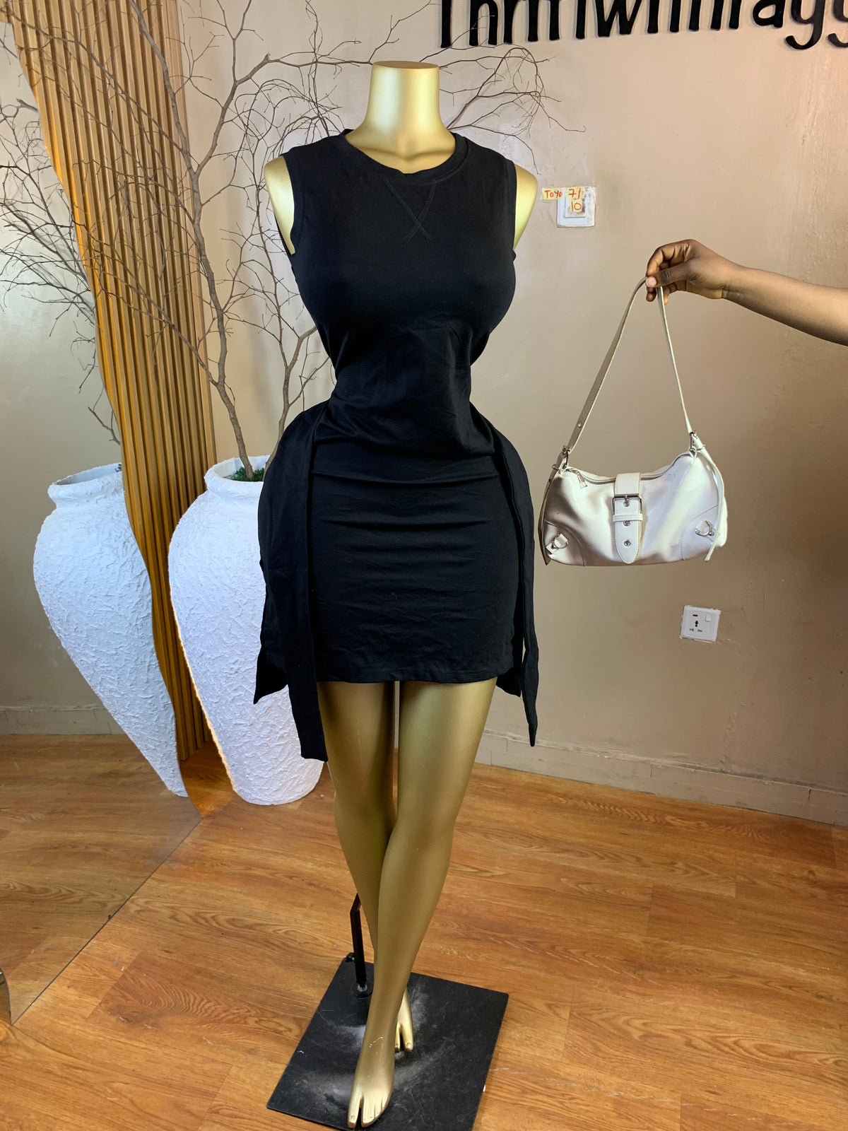 TOYO71 SIZE10 black dress