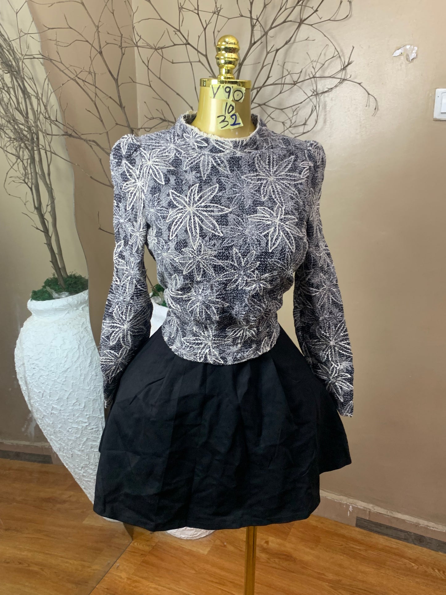 SIZE6 VV90 Length32