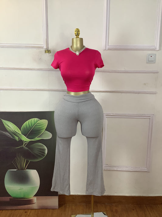 11Z133 SHEIN Size 8 (pant only)