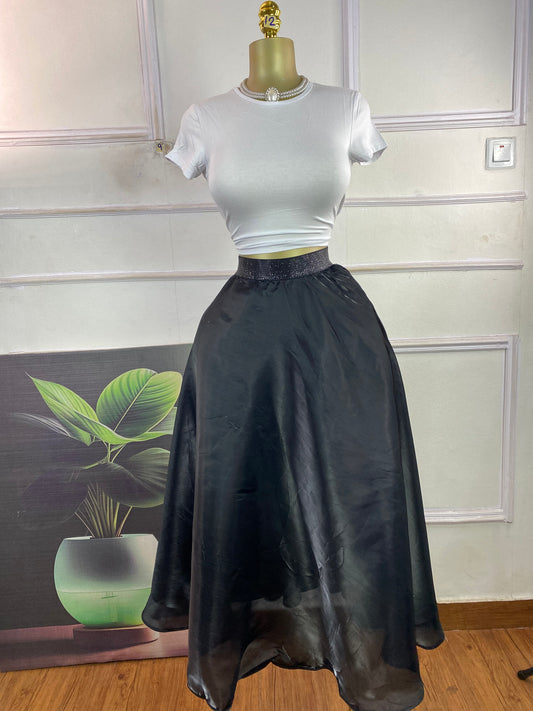 Skirt9 available in size 10&12