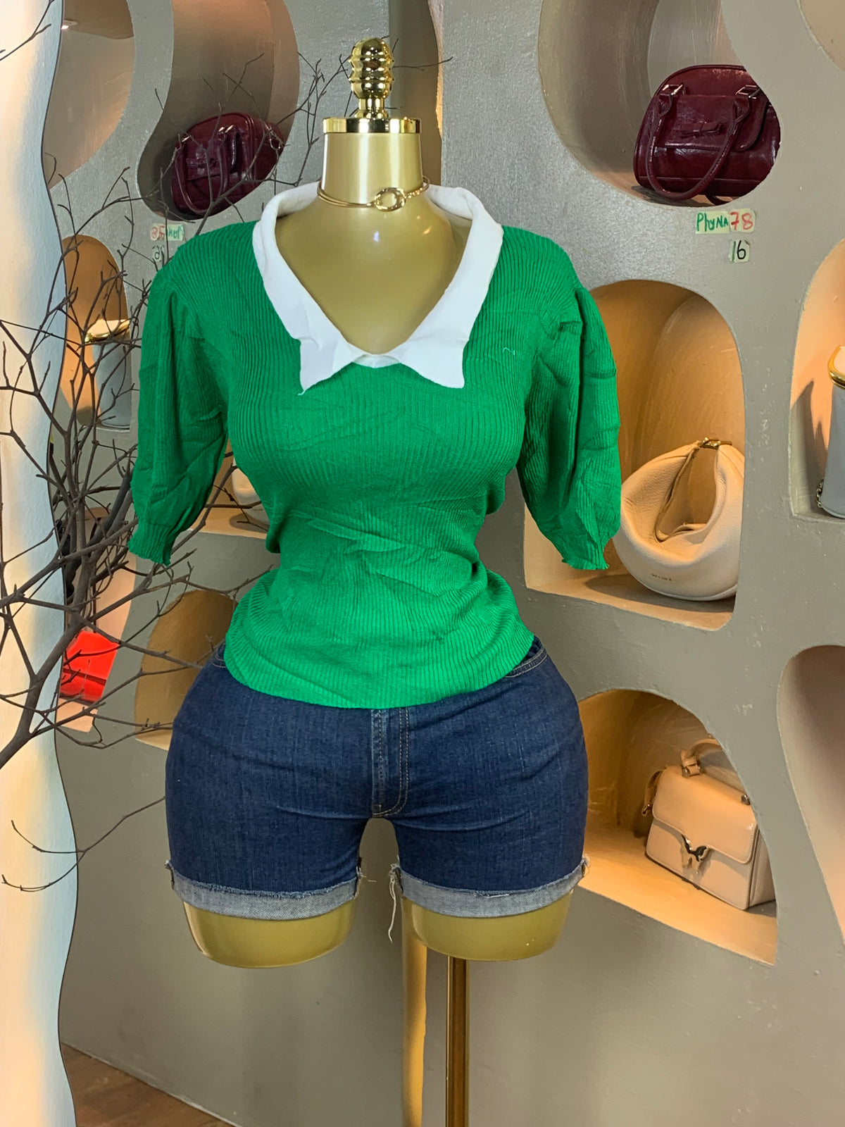 PHYNA78 SIZE16 top only