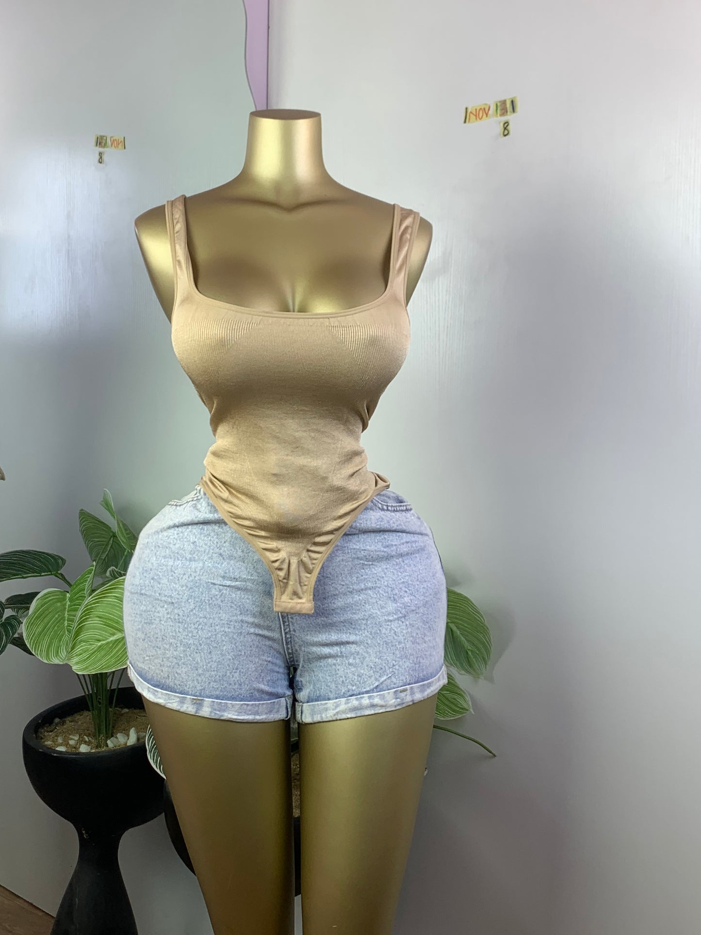 SIZE8 1NOV131(top only)