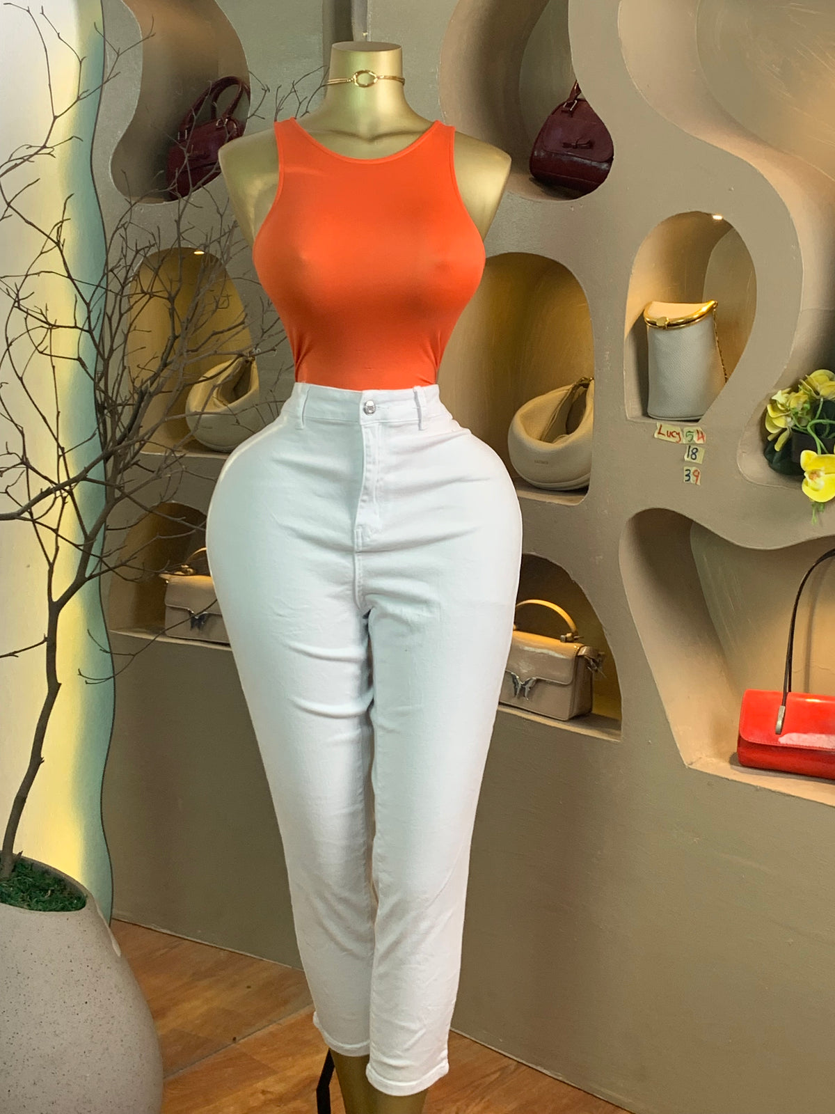LUCY54 SIZE18 Length39