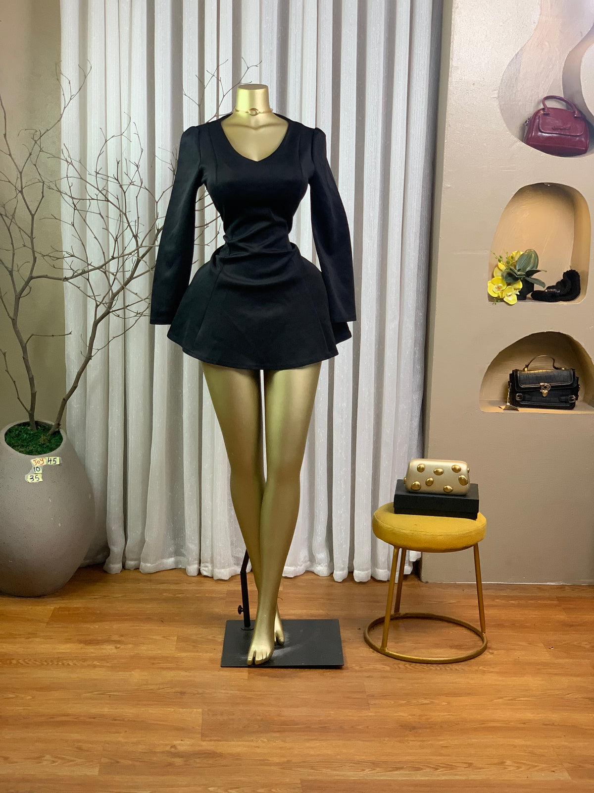 JOY45 SIZE10 Length35 black dress
