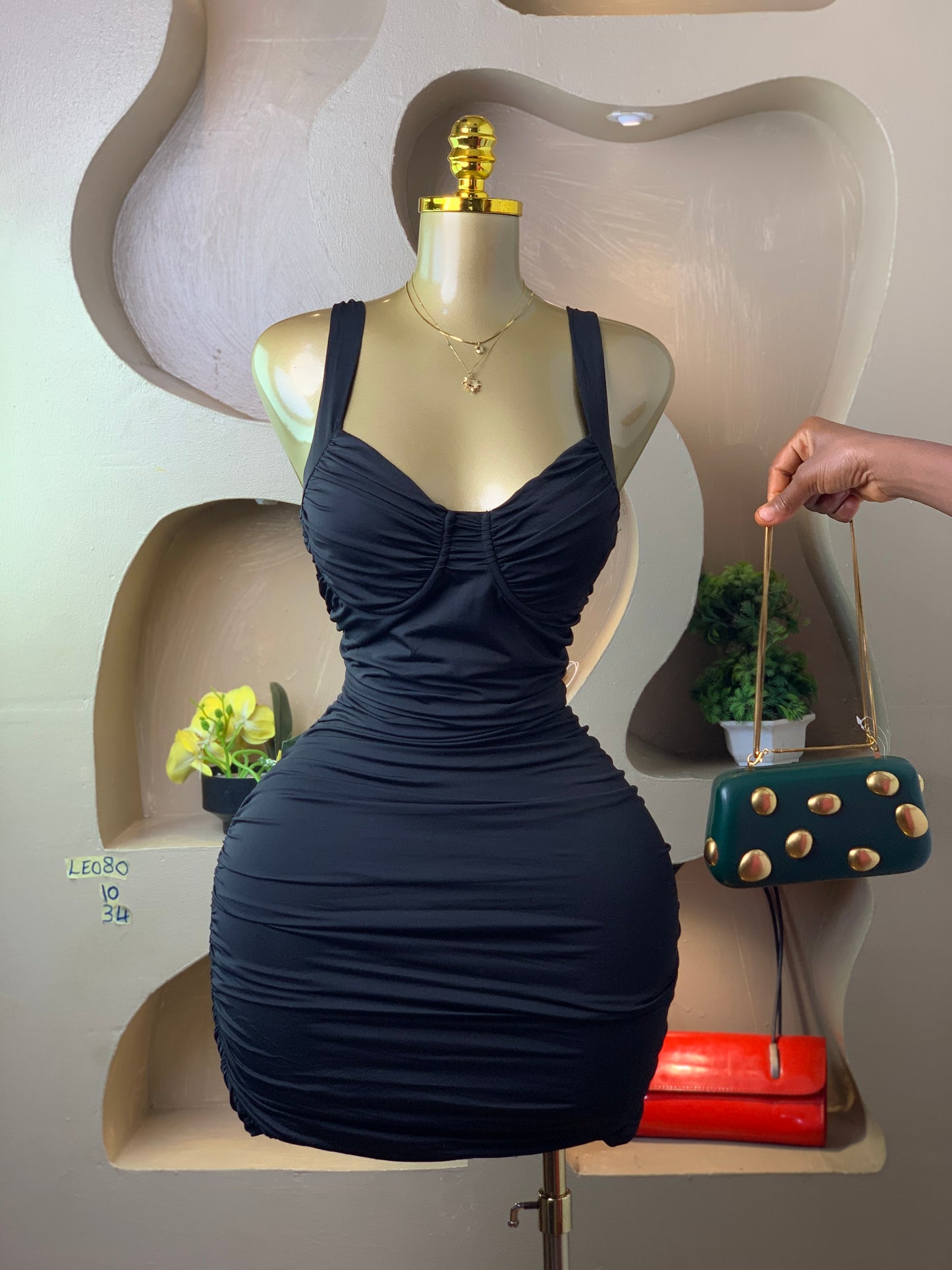 LEO80 BLACK PARTY DRESS SIZE10 Length34