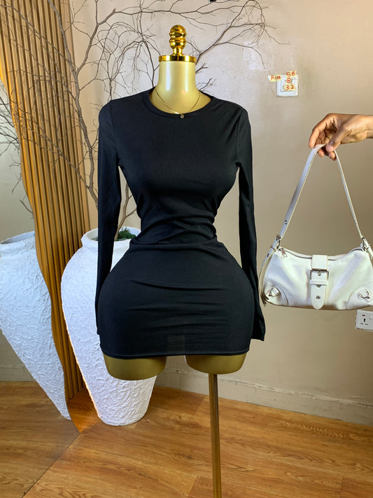 RINA56 SIZE8 Length32 black dress