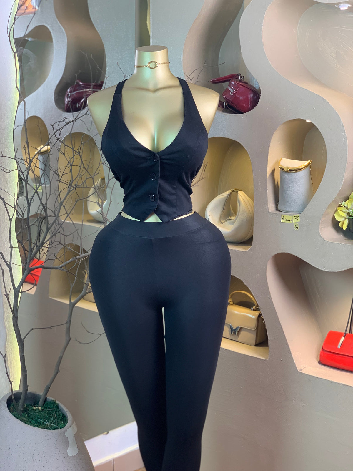 AMARA70 SIZE8 top only