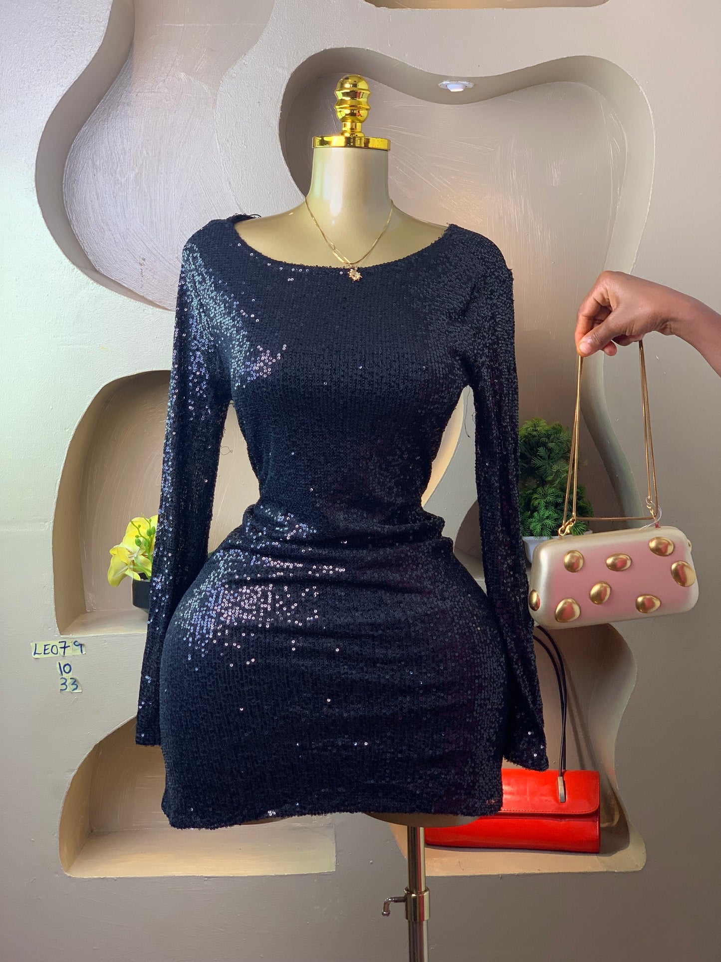 LEO79 BLACK PARYY DRESS SIZE10 Length33