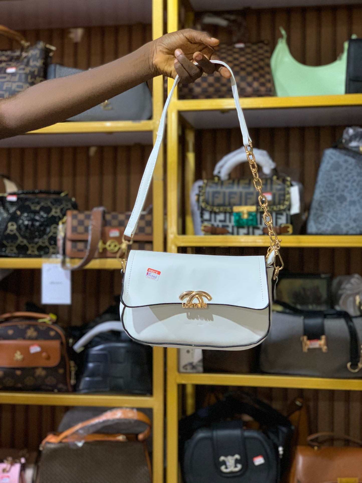 BAG 065
