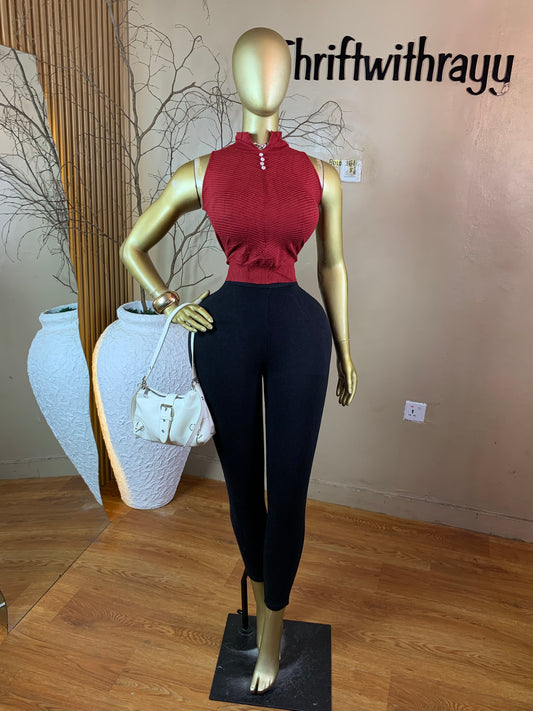 BOLD161 SIZE8 burgundy knit top