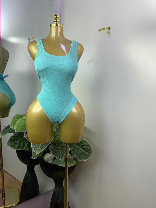 SIZE10 41NOV23(swimsuit)