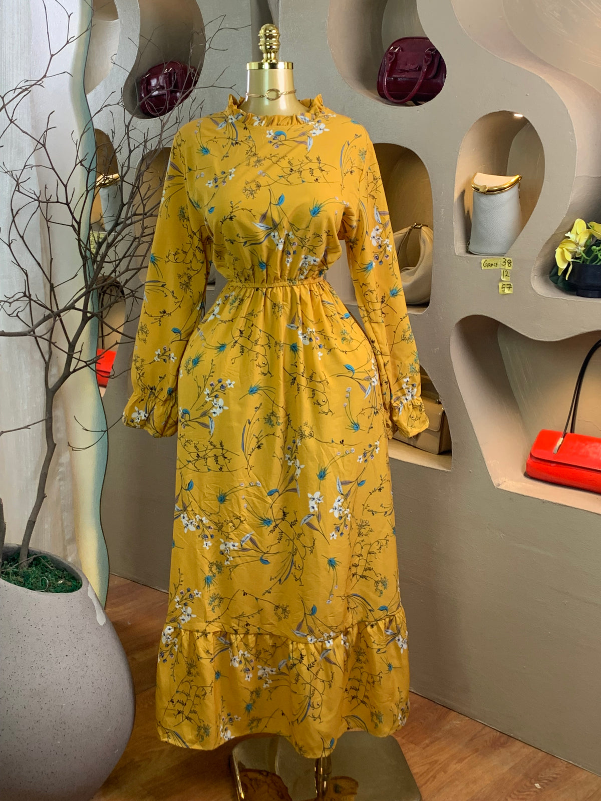 GRACE38 SIZE12 Length57 yellow dress