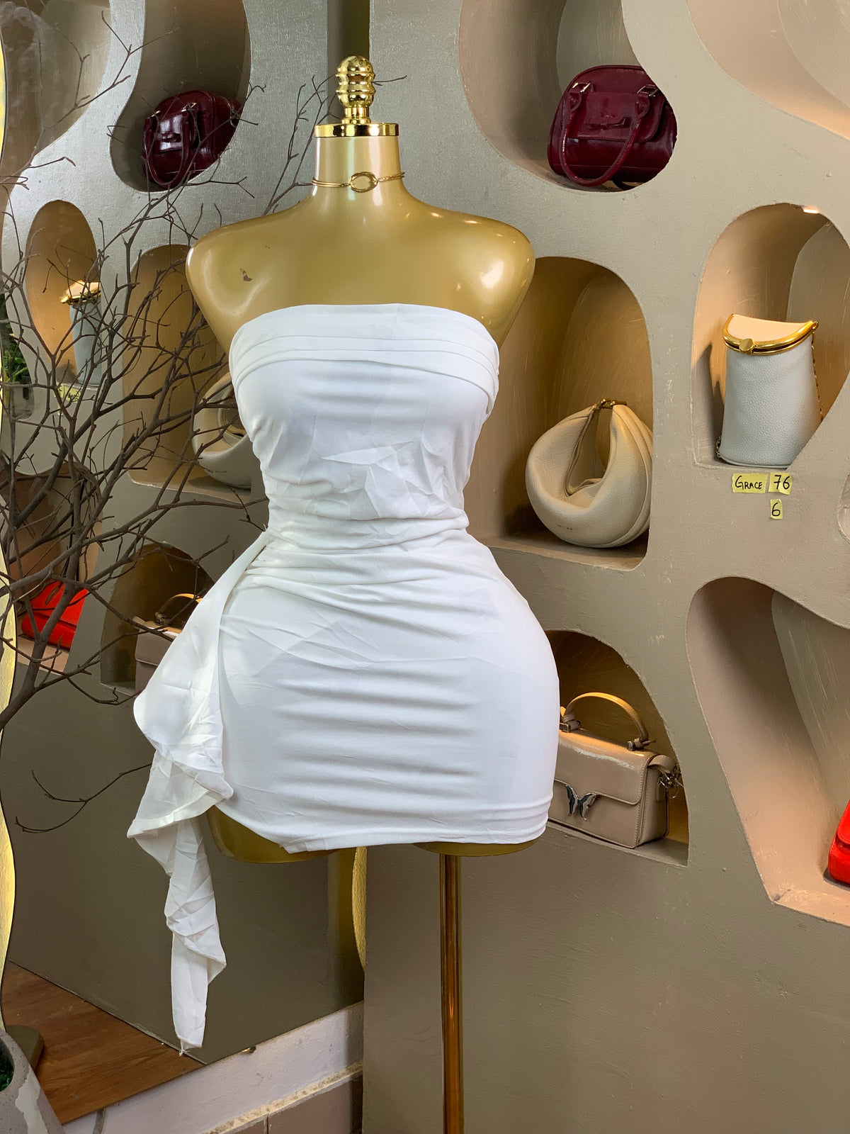 GRACE76 SIZE6 white dress stained