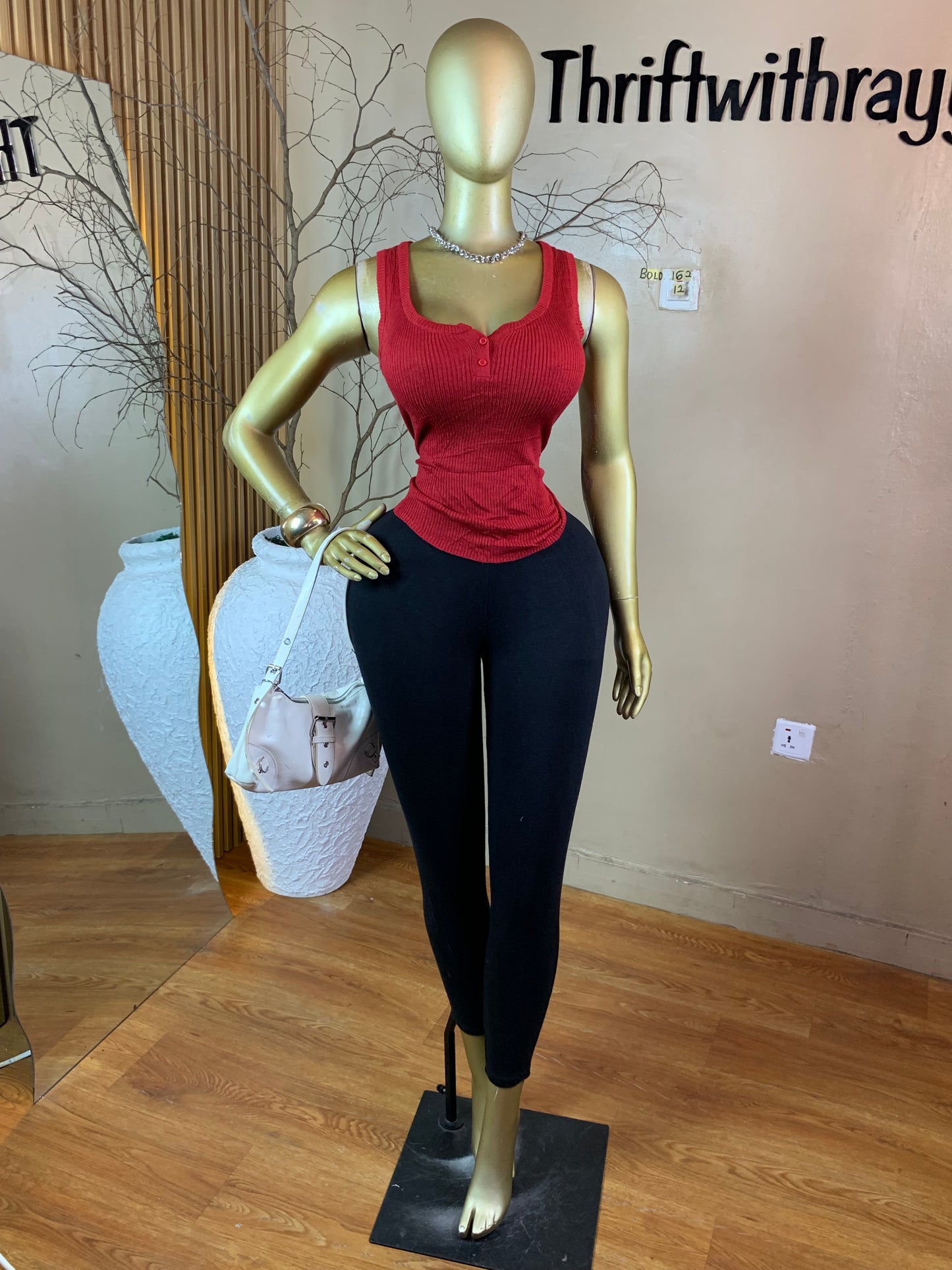 BOLD162 SIZE12 red top