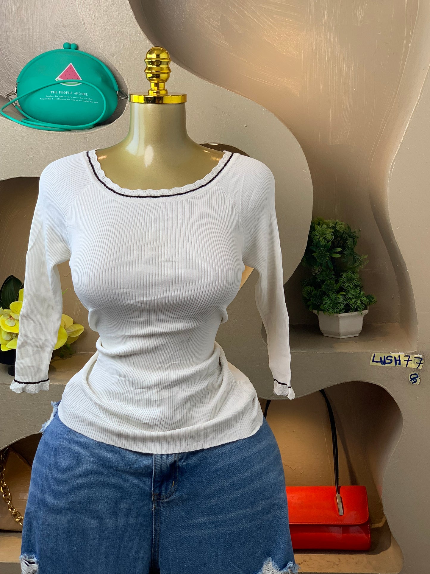 SIZE8 LUSH77