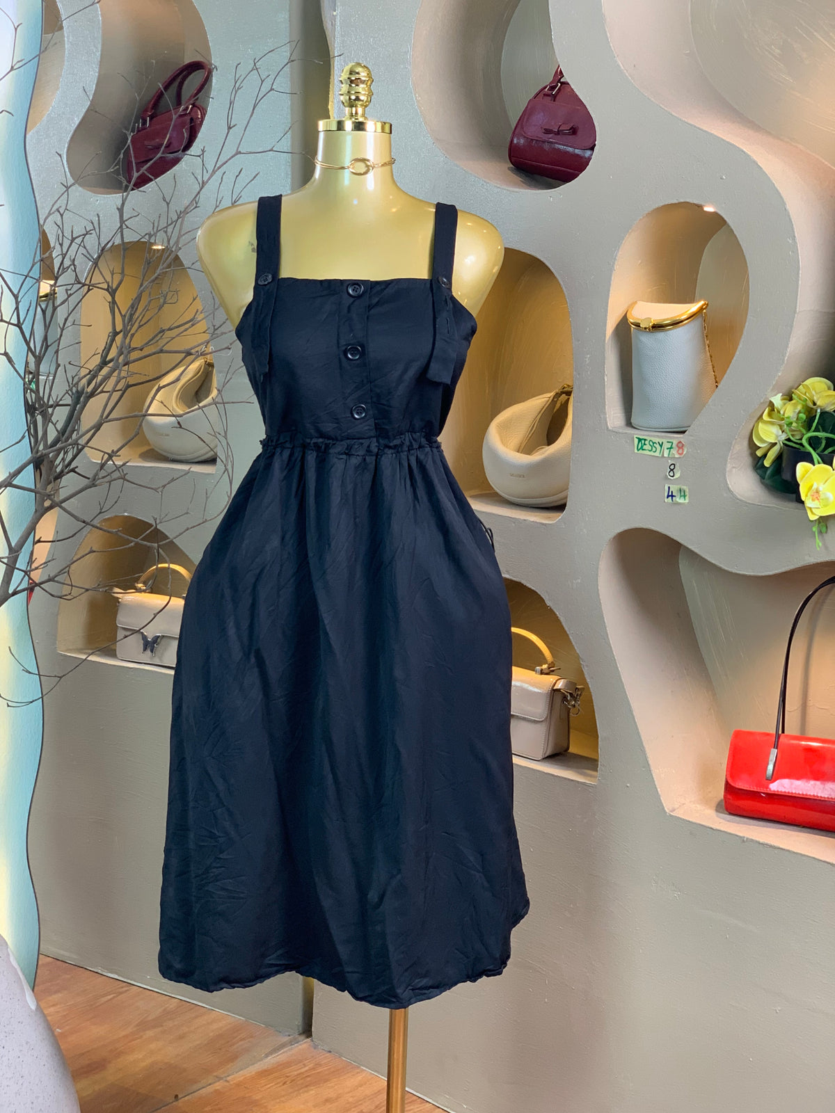 DESSY78 SIZE8 Length44 black dress
