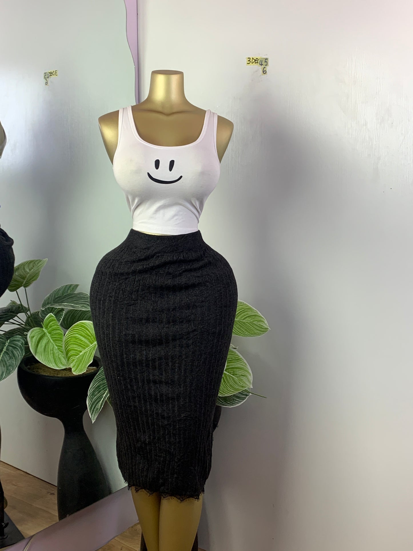 SIZE6 3DEC45(skirt only)