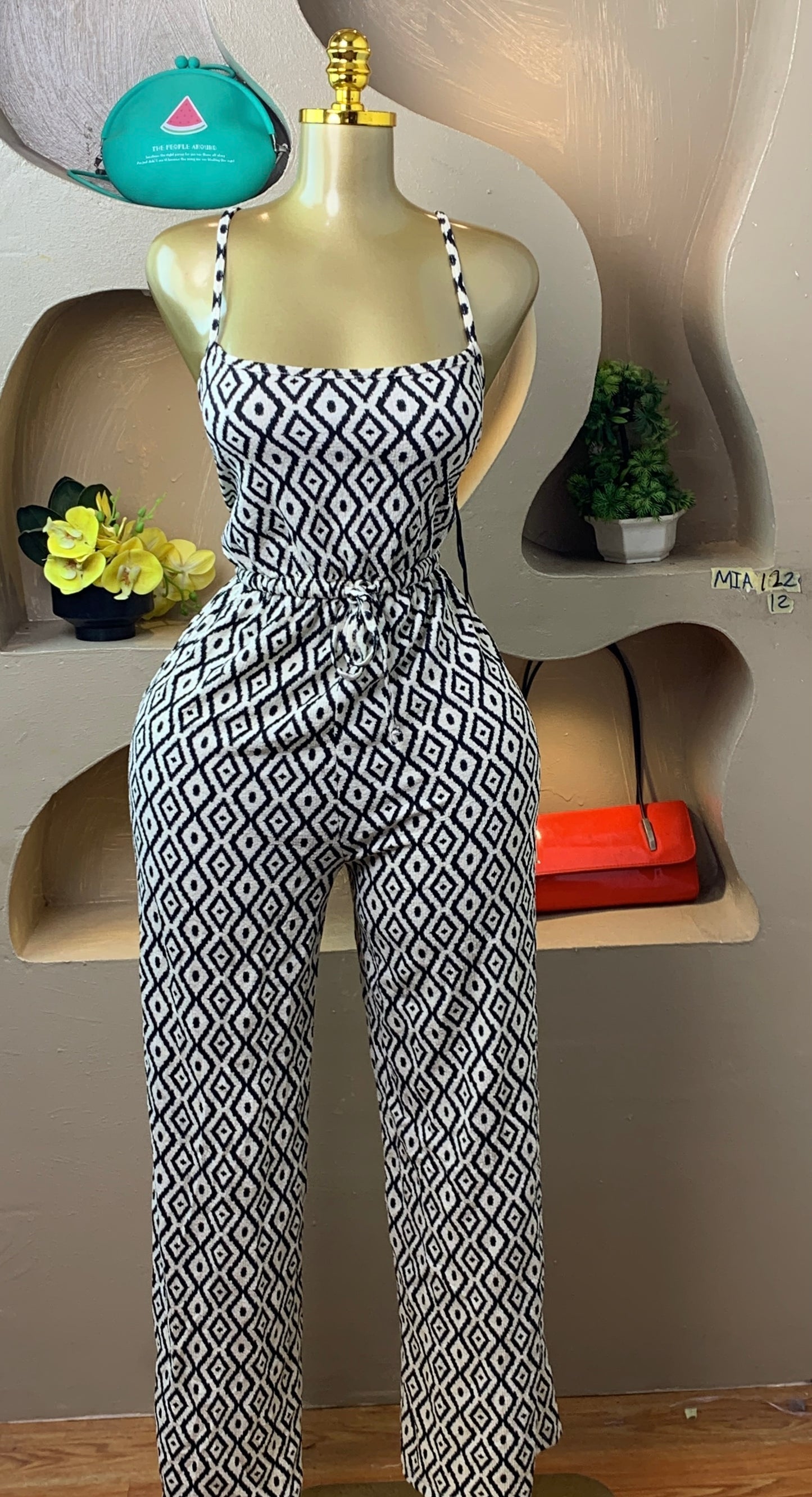 SIZE12 MIA122