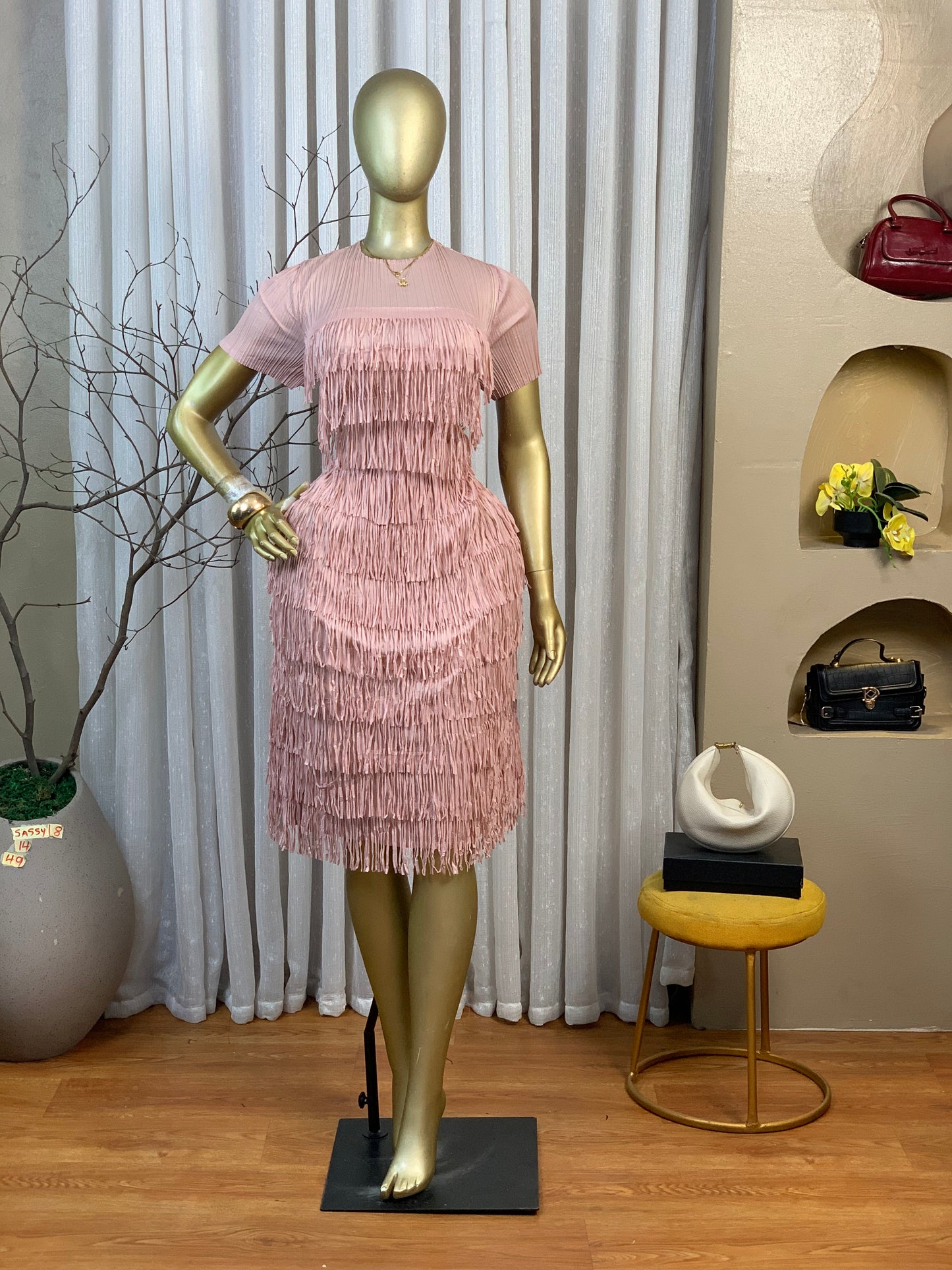 SASSY18 SIZE14 DRESS Length49