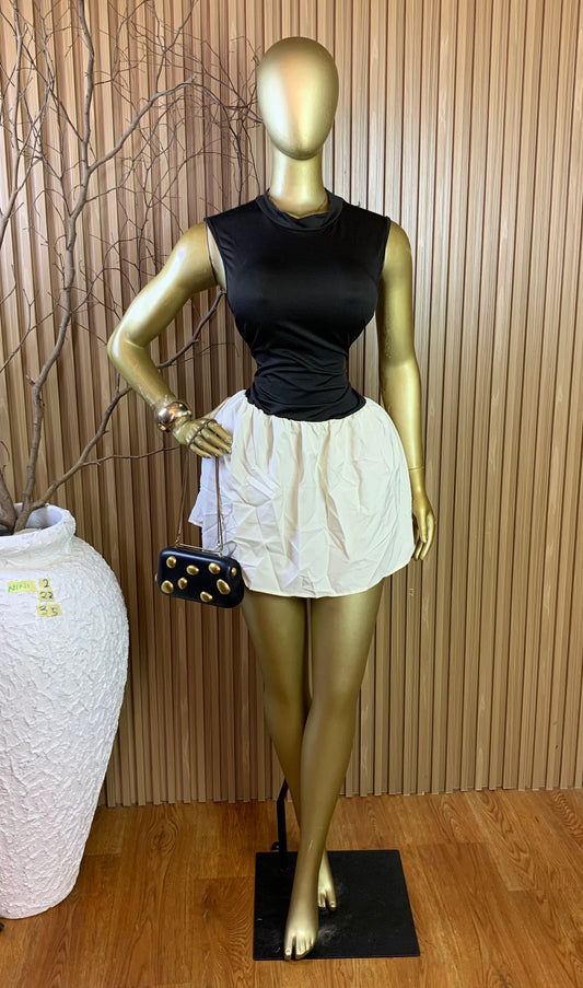 NINI2 SIZE22 Length35 white&black dress