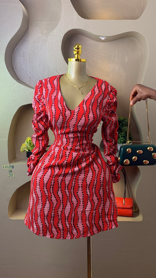 LEO88 RED DRESS SIZE12 Length38