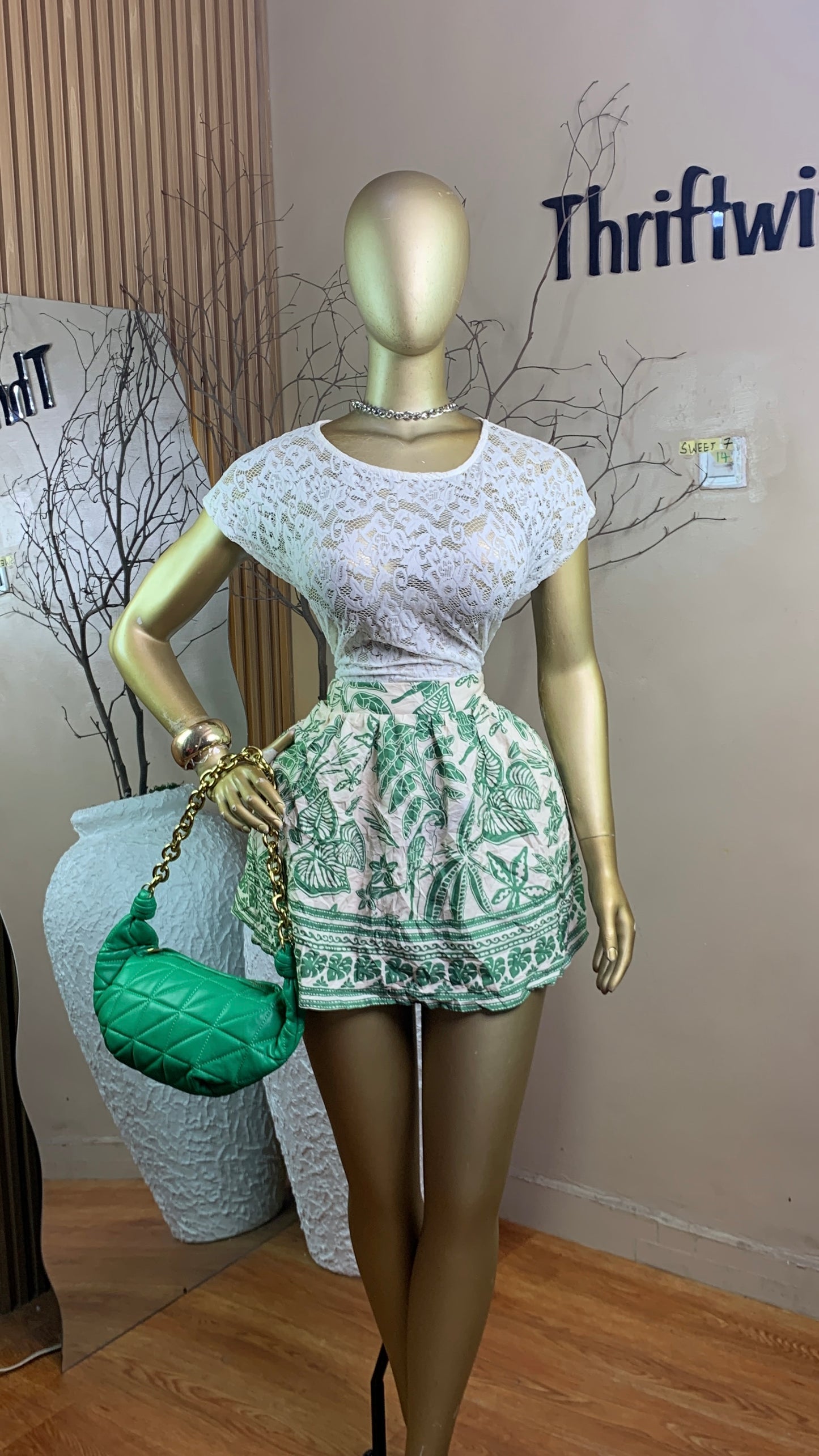 SIZE14 SWEET7 (skirt only)