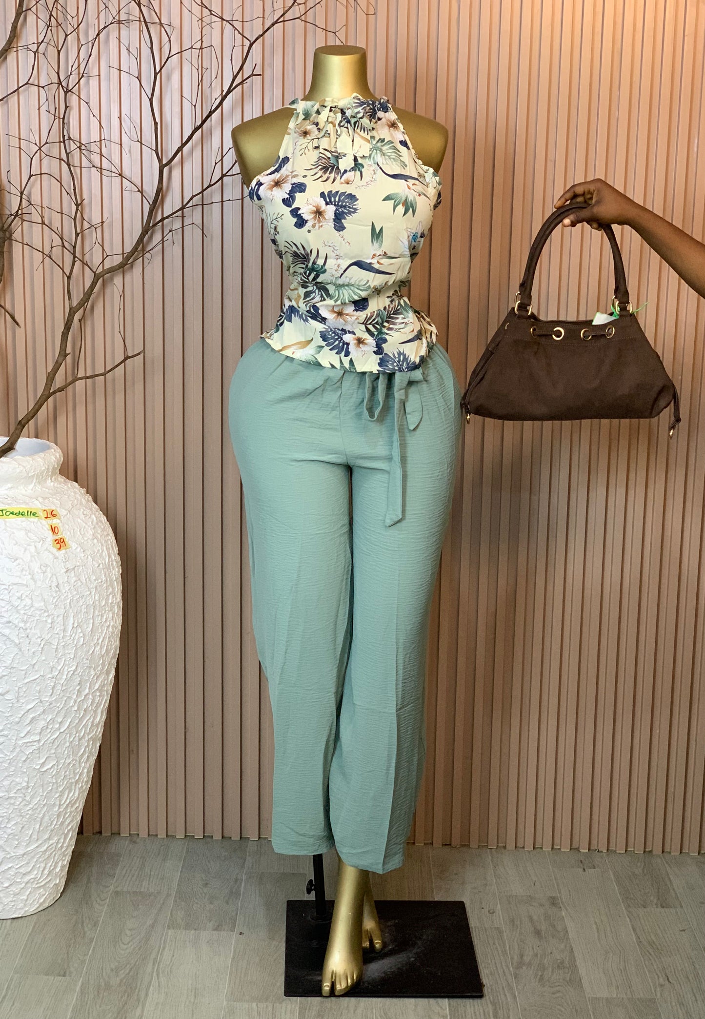 Joedelle26 size10 Length39 Brand new two piece set