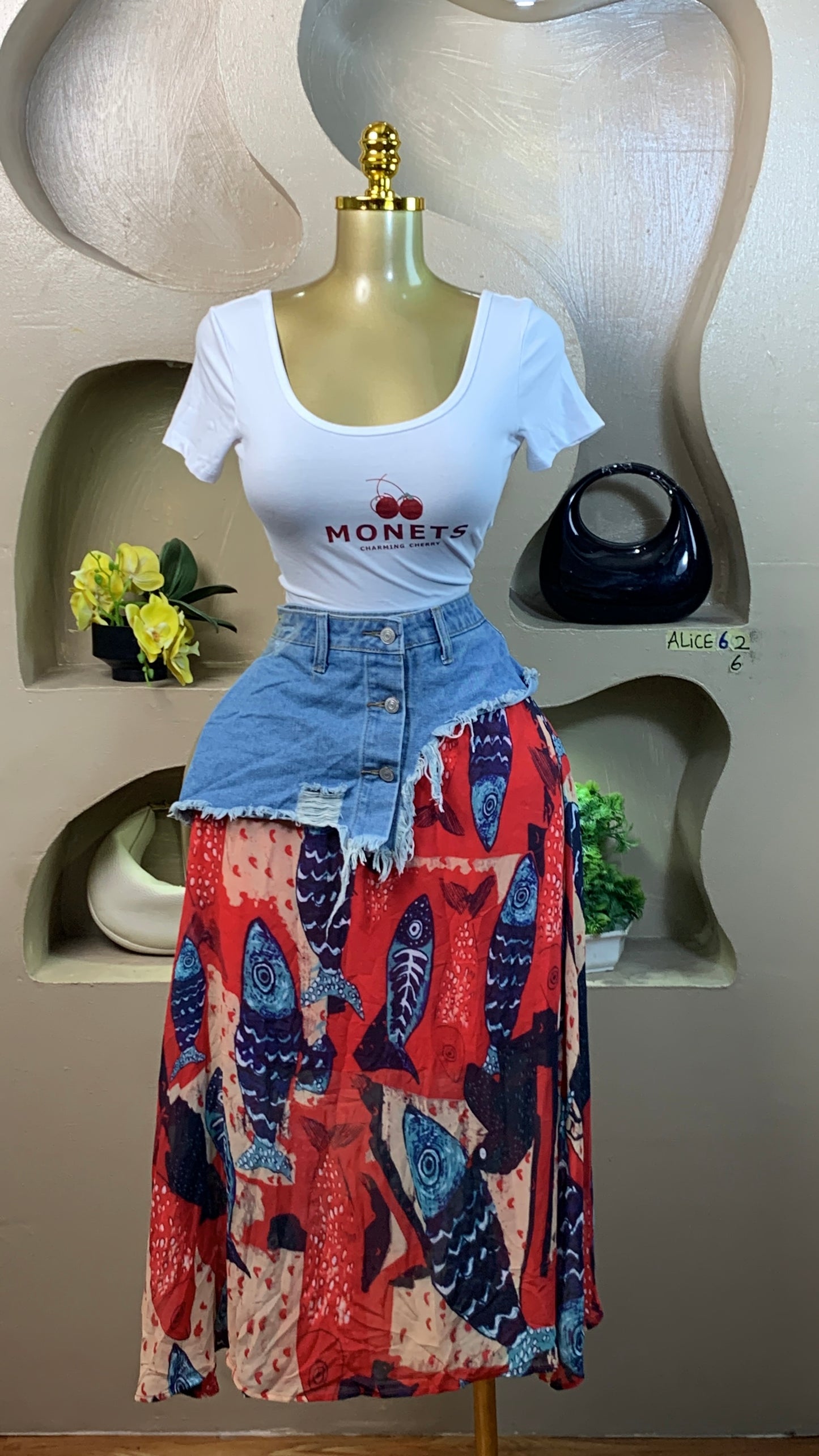 SIZE6 ALICE62 (skirt only)