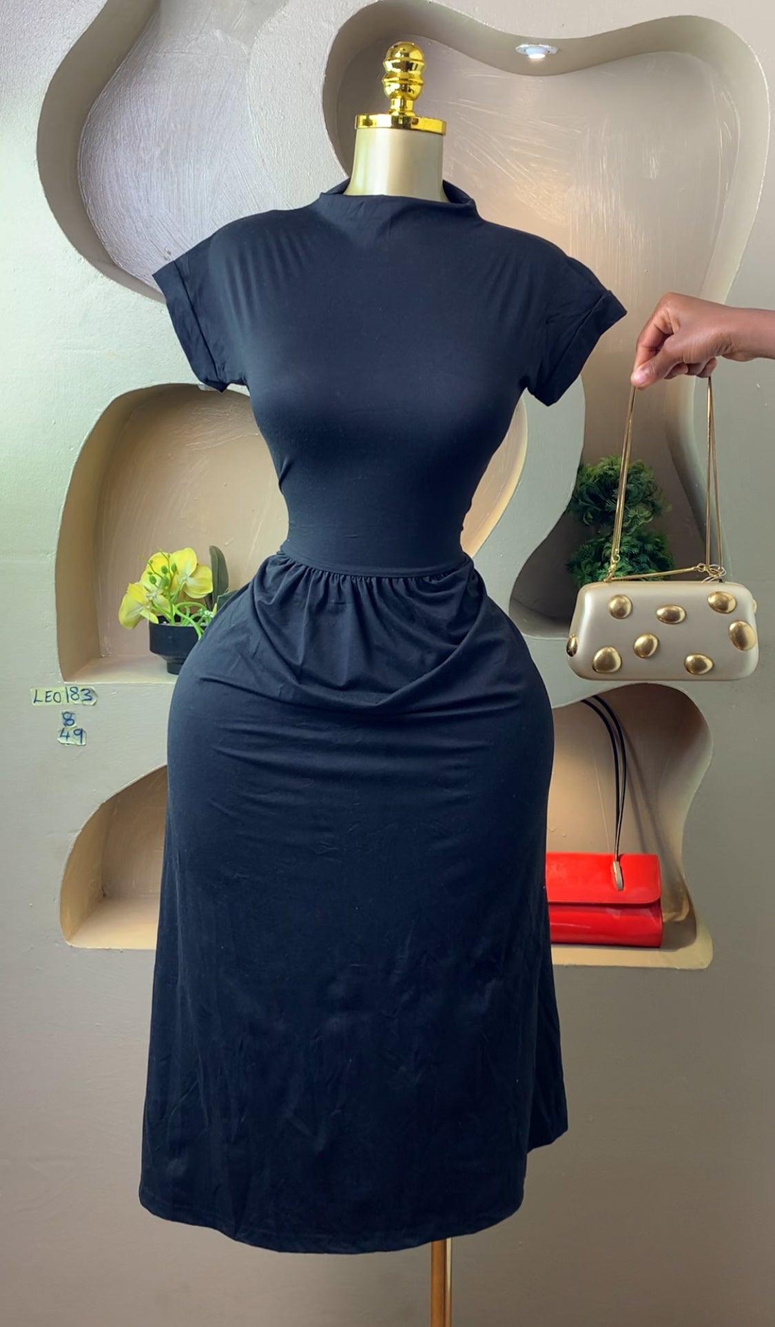 LEO183 BLACK DRESS SIZE8 Length49