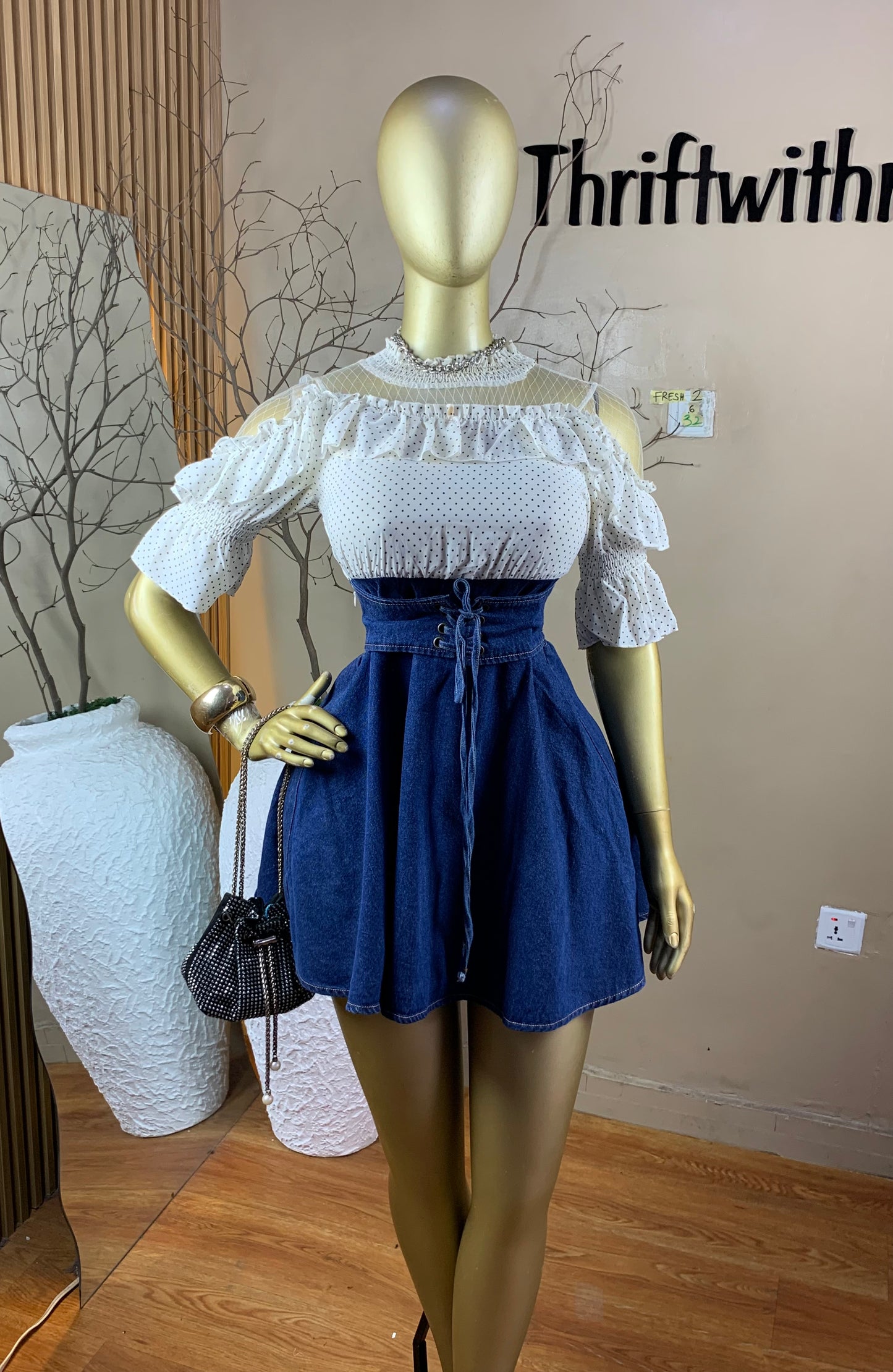 SIZE6 FRESH2 Length32(Little stain)
