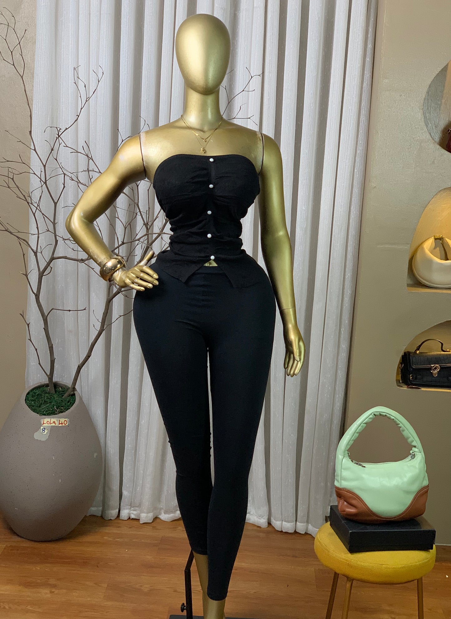LOLA40 SIZE8/10