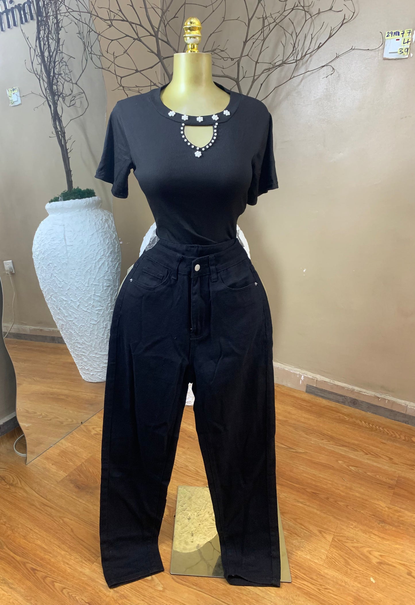 SIZE4 29FEB77 Length39 (Jean only)