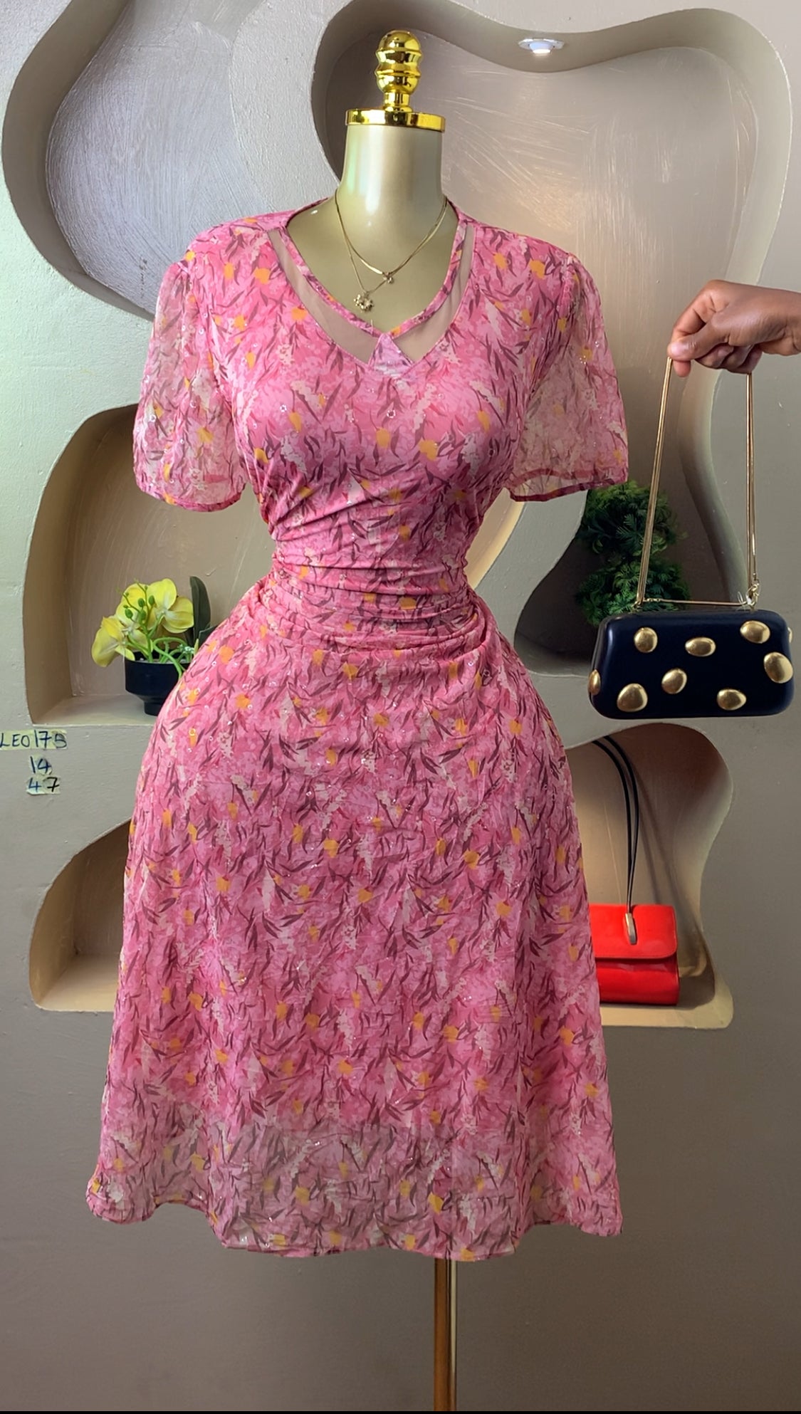 LEO175 FLORAL DRESS SIZE14 Length47