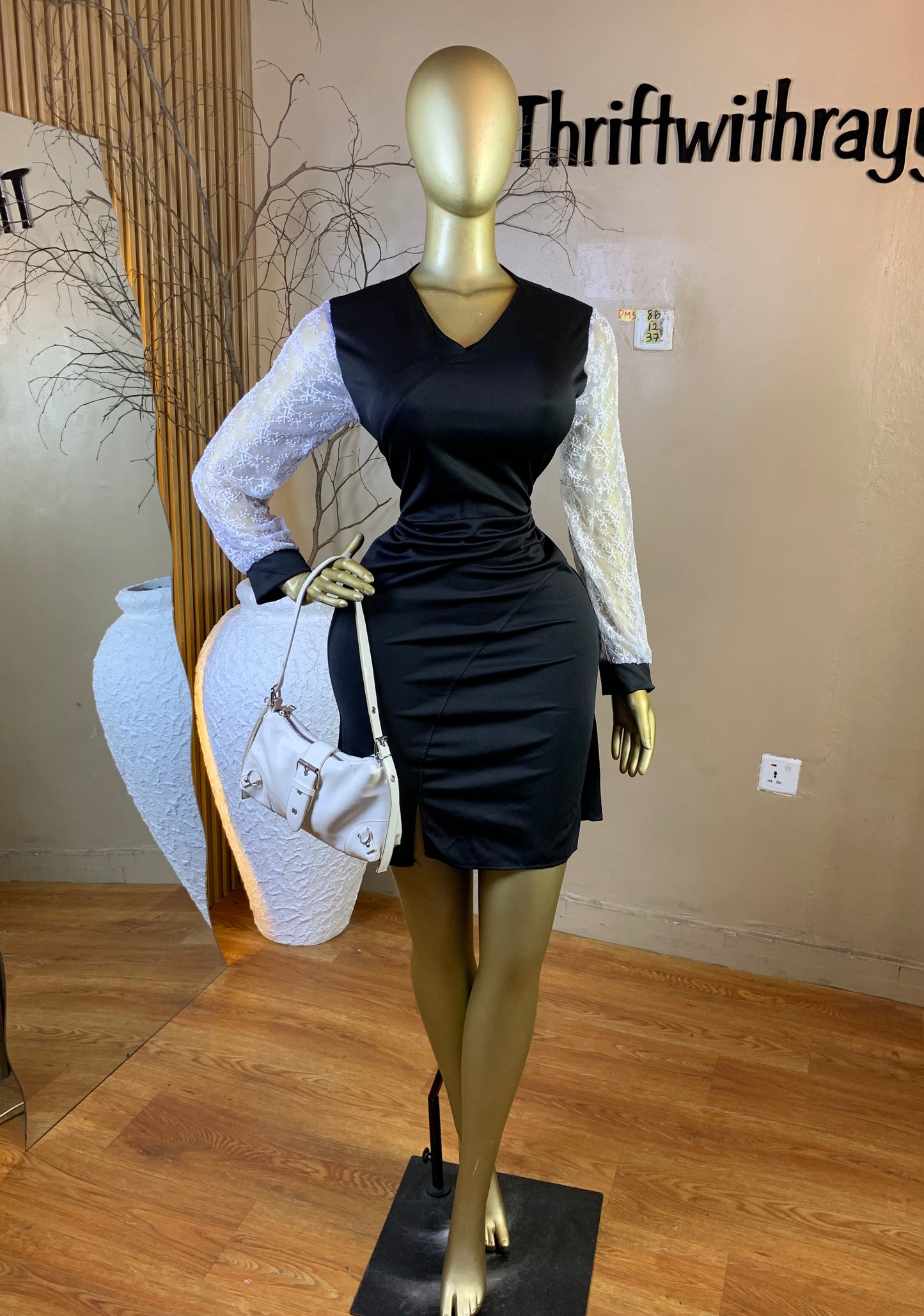 DAMSEL86 SIZE12 Length37 corporate dress (little stain)