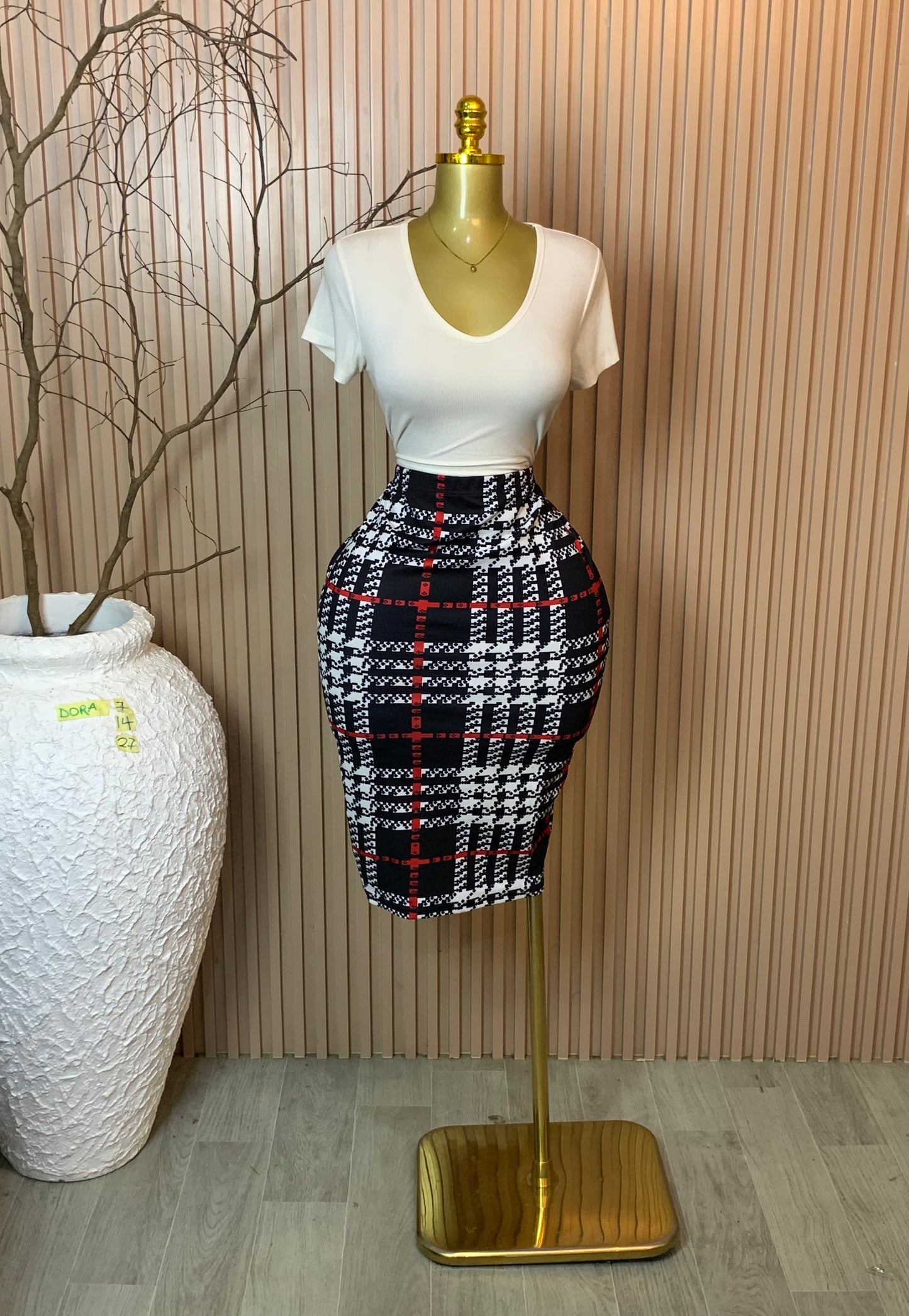 DORA7 SIZE14 Length27(Skirt only)
