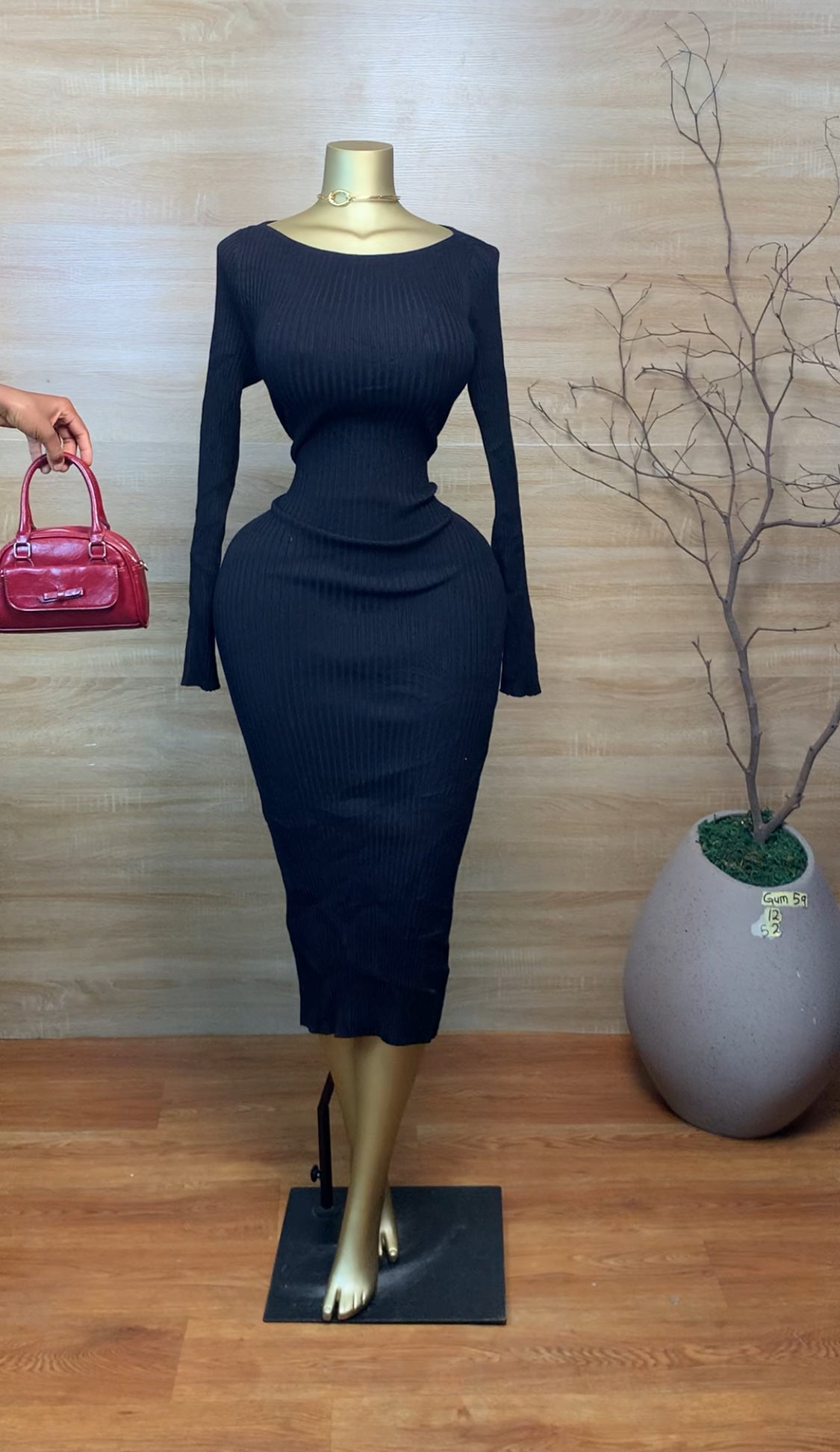 GUM59 SIZE12 Black DRESS Length52