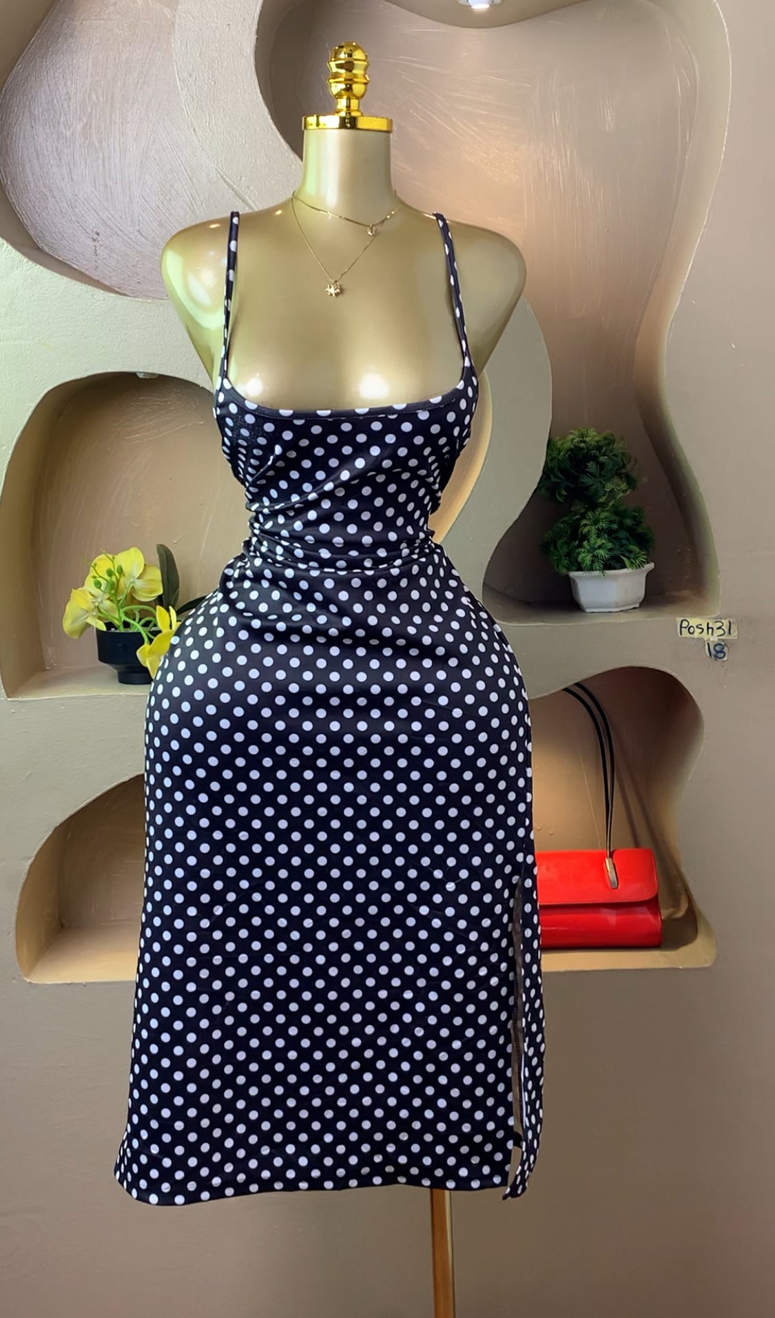 POSH31 POLKA DOTS DRESS SIZE18