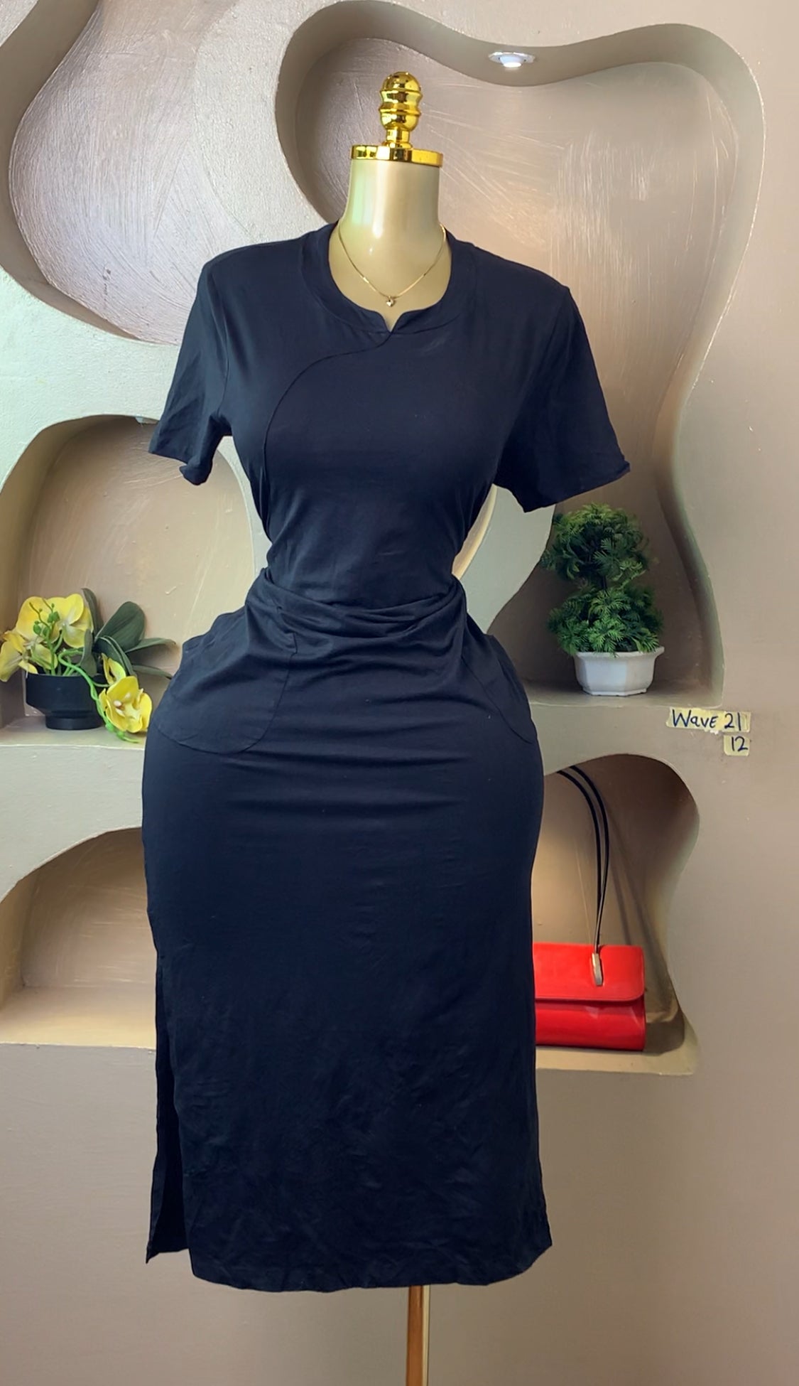 WAVE21 BLACK DRESS SIZE12
