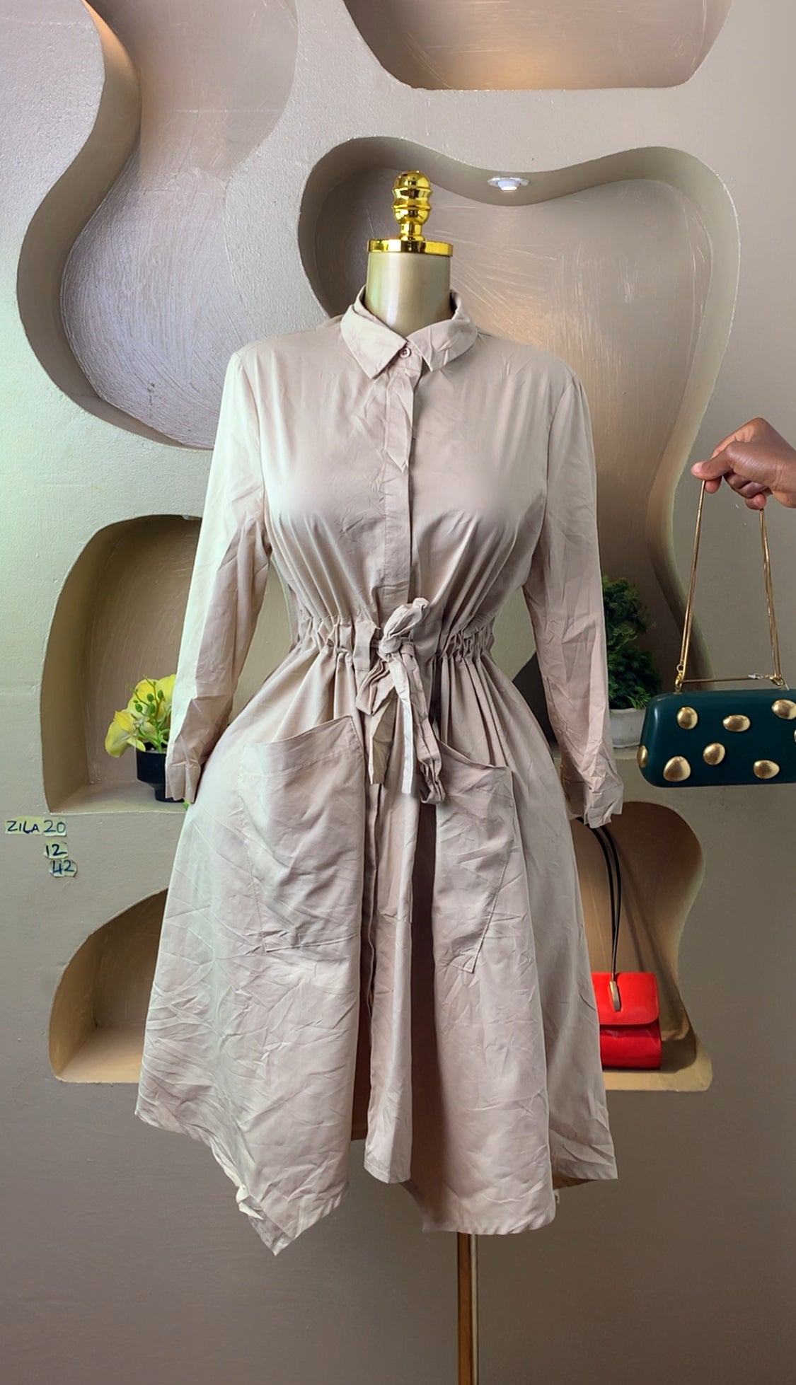 ZILA20 CORPORATE DRESS SIZE12 Length42