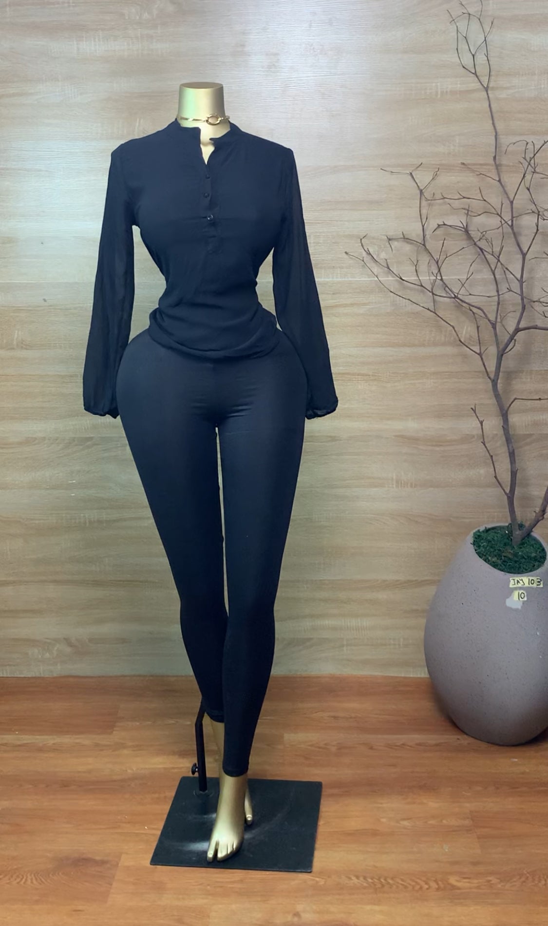 SIZE10 JAY103 Black Top