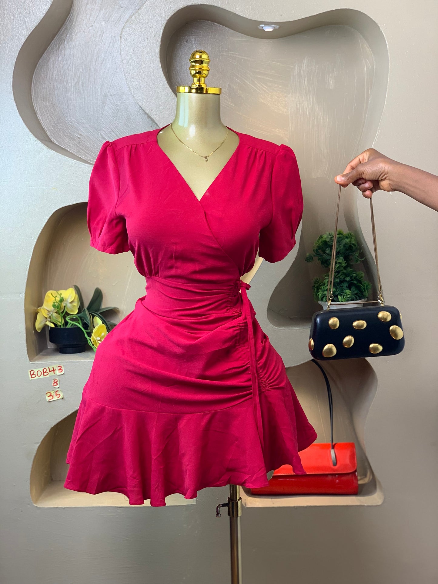 BOB43 SIZE8/10 DRESS Length35