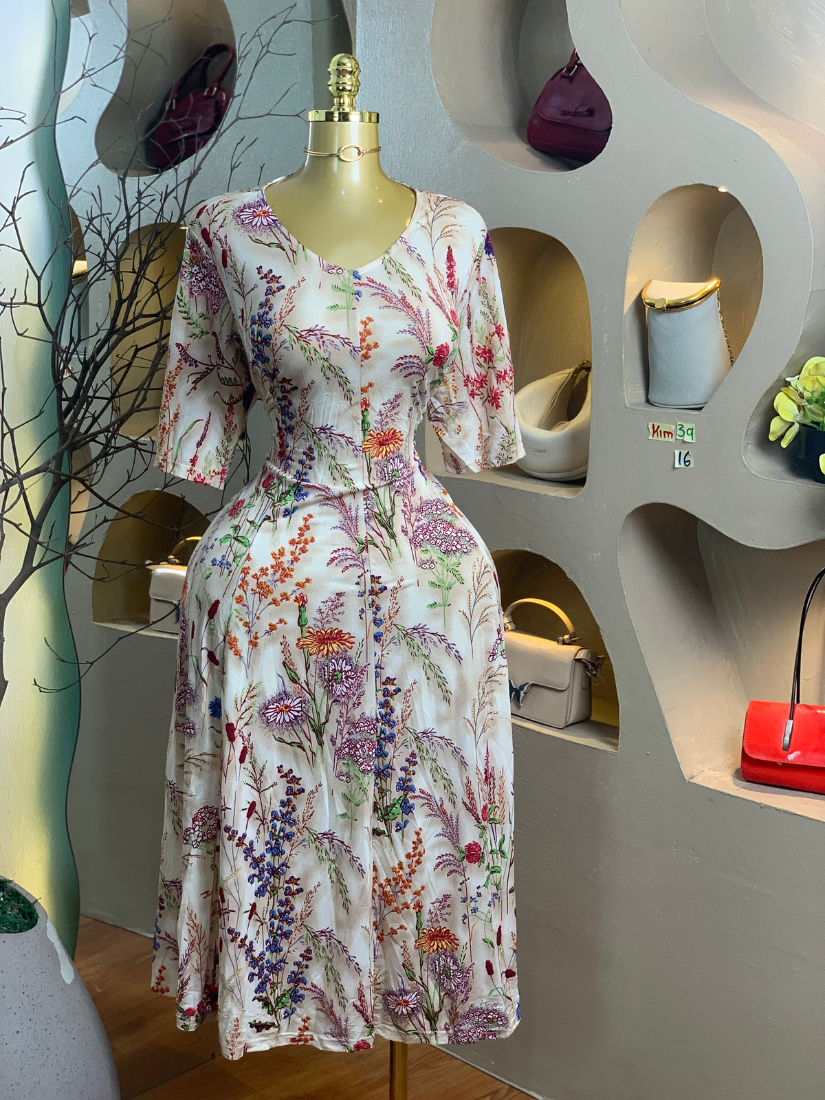 KIM39 SIZE16 Floral DRESS