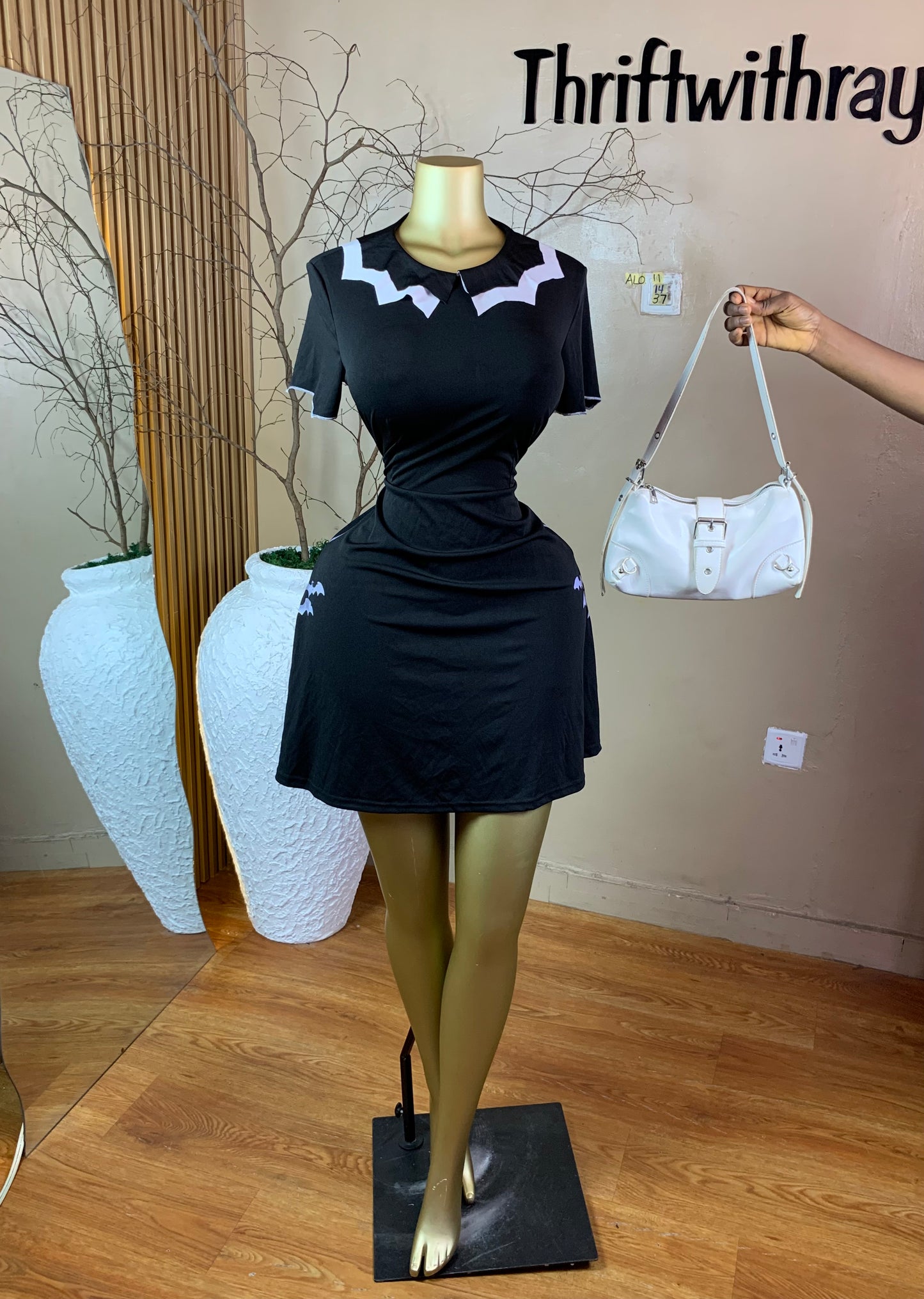 SIZE8,10,14&16 ALO11 BLACK DRESS Length37